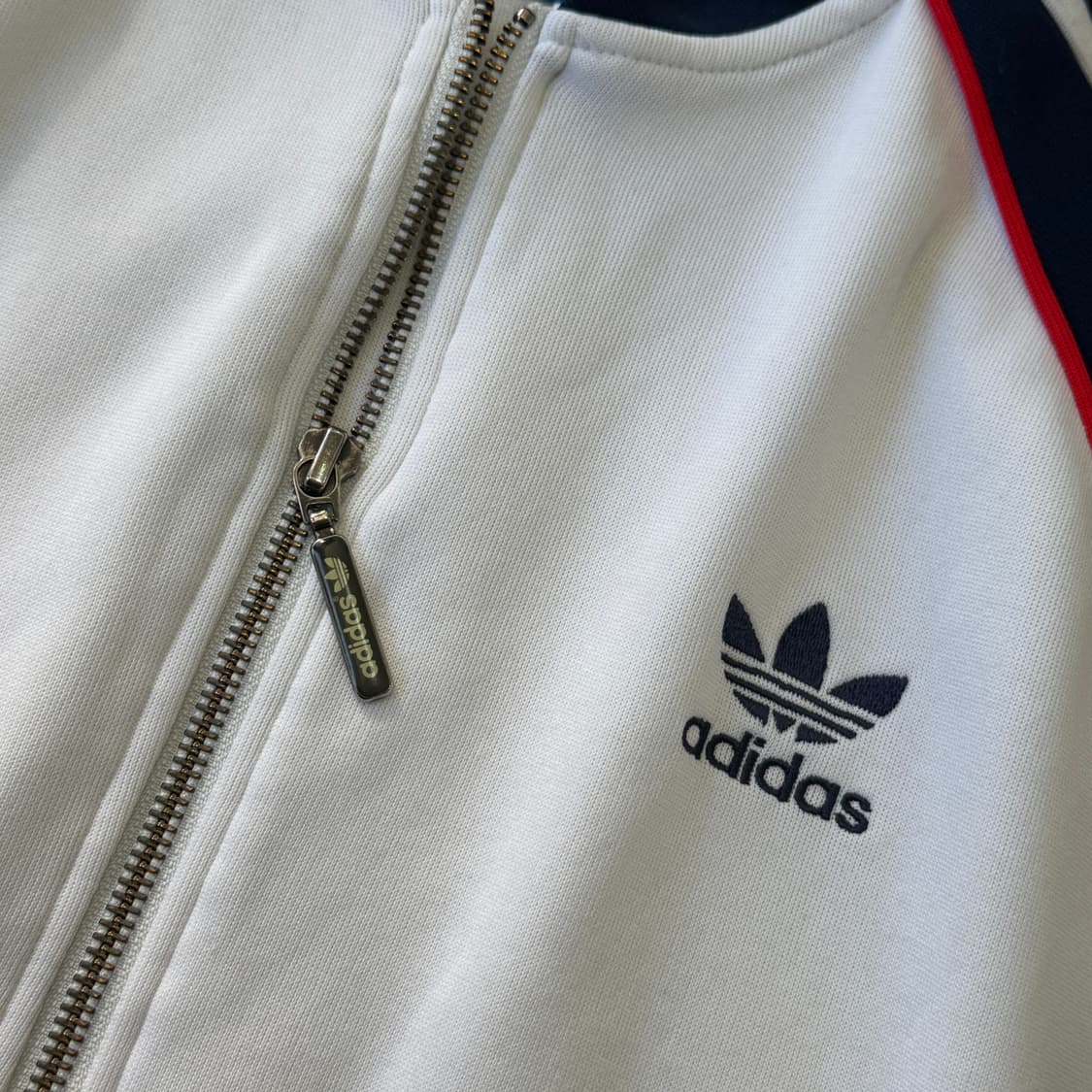 아디다스 화이트 네이비 슈퍼스타 트랙탑 져지 105 상품이미지5