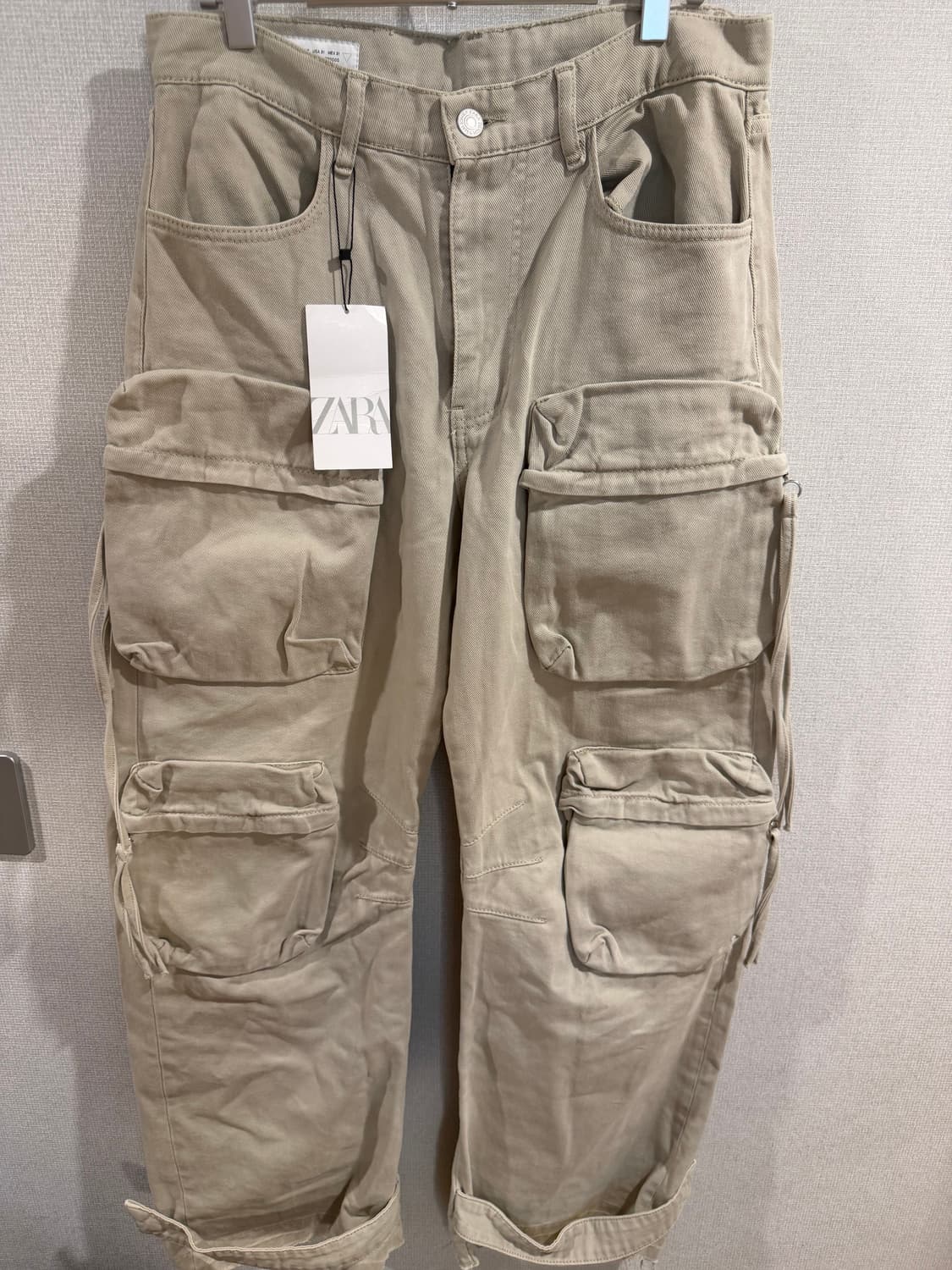 자라 유틸리티 카고 팬츠 베이지  상품이미지1