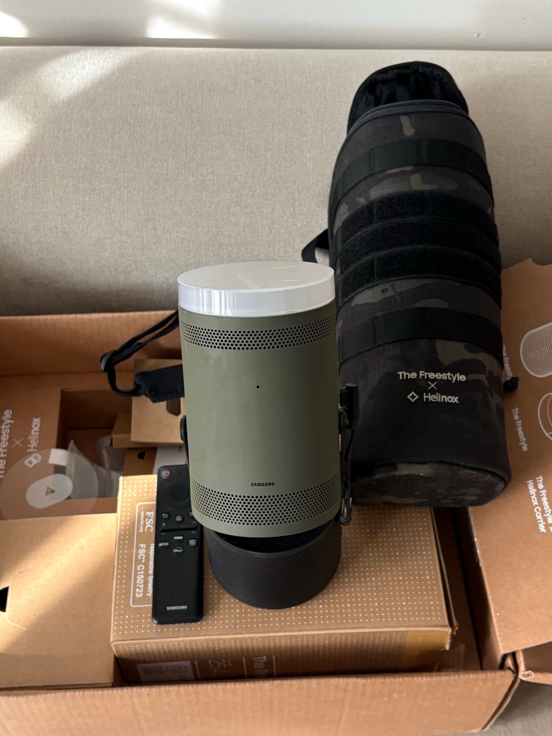 헬리녹스 X 삼성 더 프리스타일 빔 프로젝터 풀박스 상품이미지2