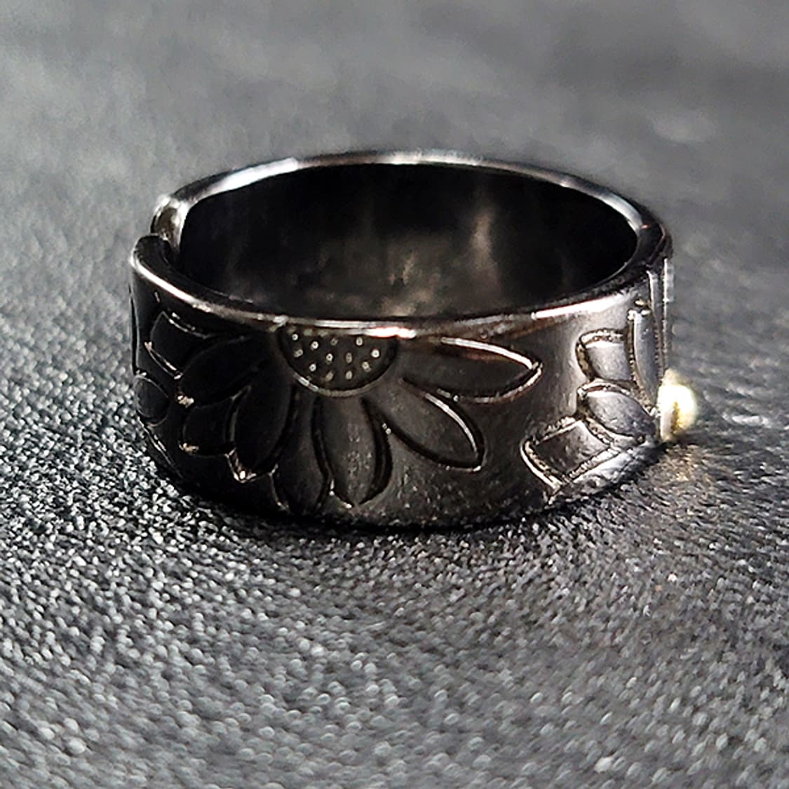 Darsel 실버 흑도금 남자 엔틱 빈티지 명품 시그니처 꽃 데이지 반지 상품이미지2