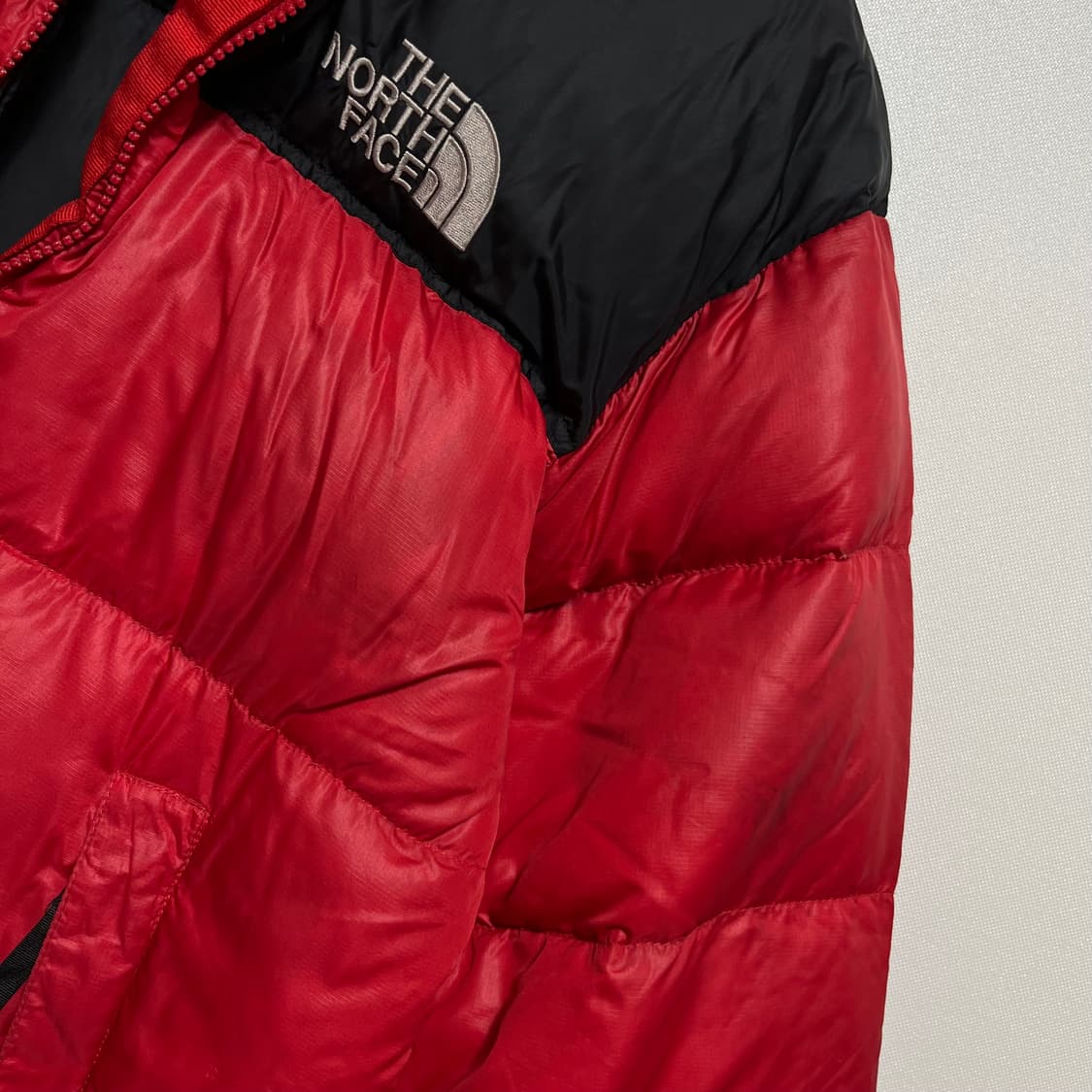 노스페이스 눕시 패딩 레드 90 상품이미지4