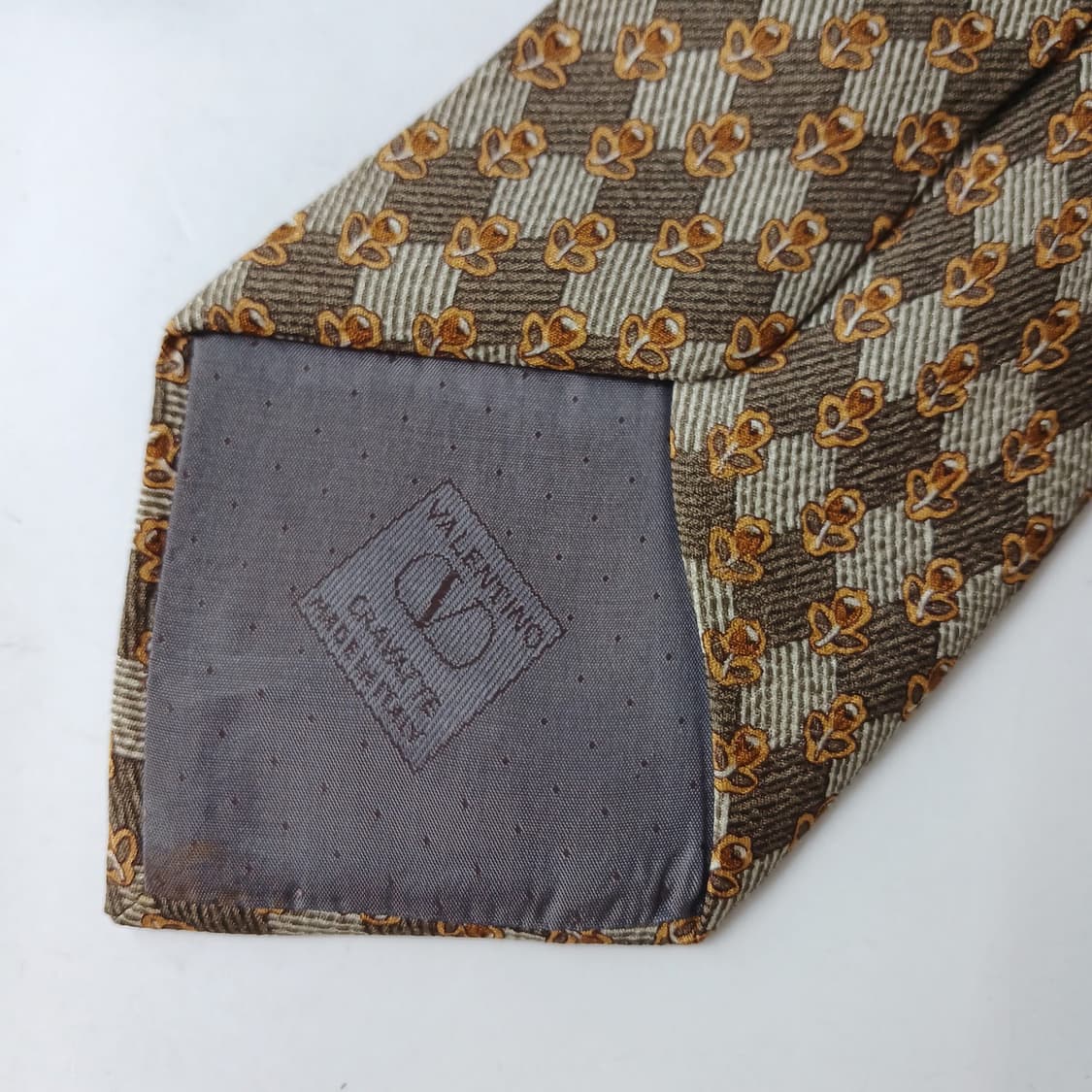 발렌티노 브라운 체크 플라워 패턴 넥타이 9.7cm A+등급 E951
 상품이미지7