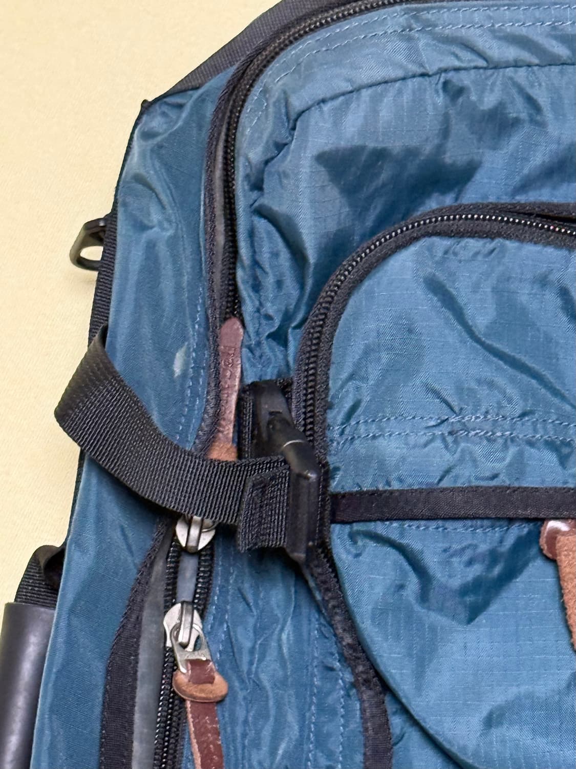 몽벨 빈티지 클래식 멀티 백팩 00s 상품이미지10