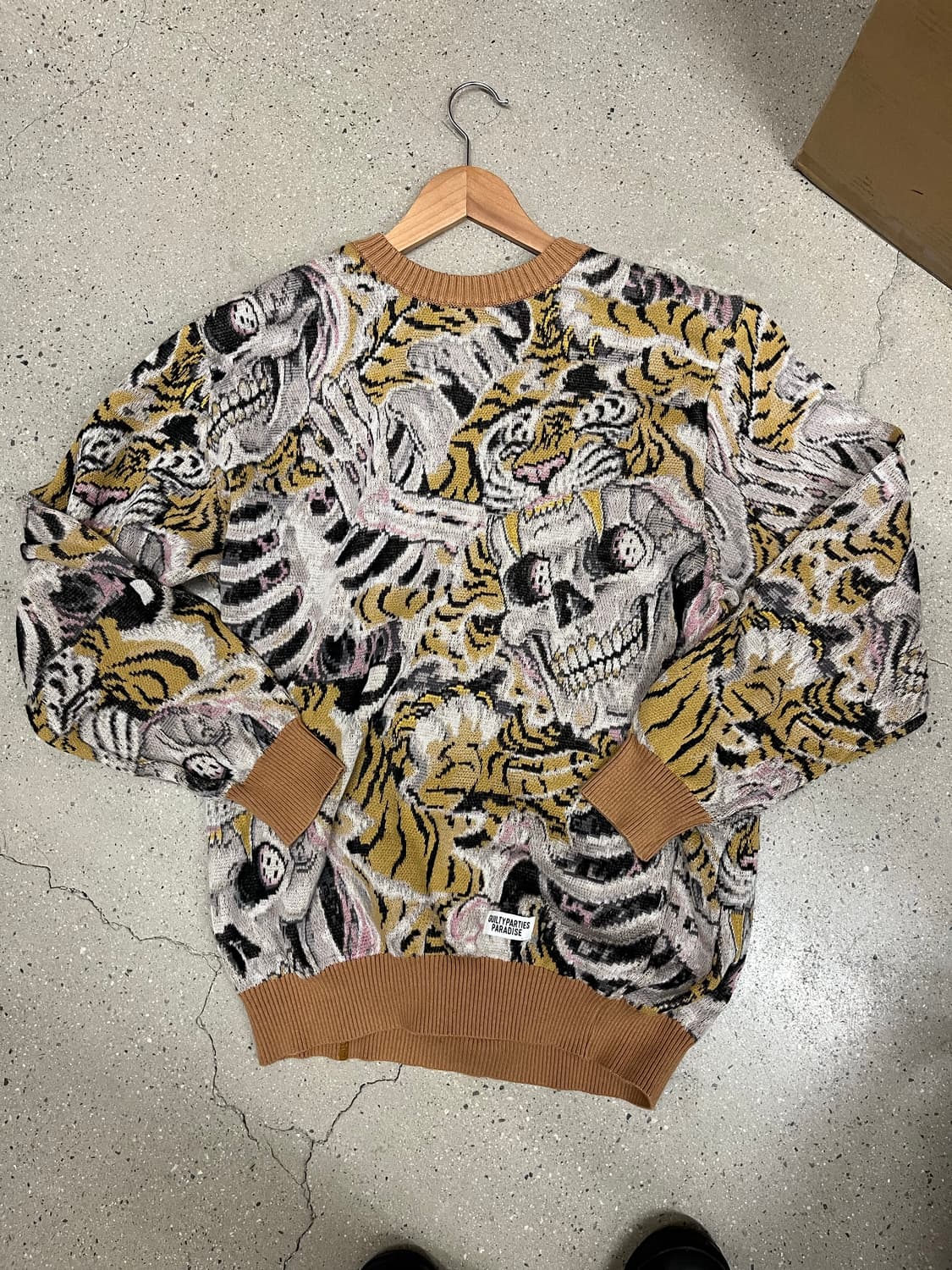 와코마리아 팀레이 니트 L사이즈 팝니다 상품이미지3