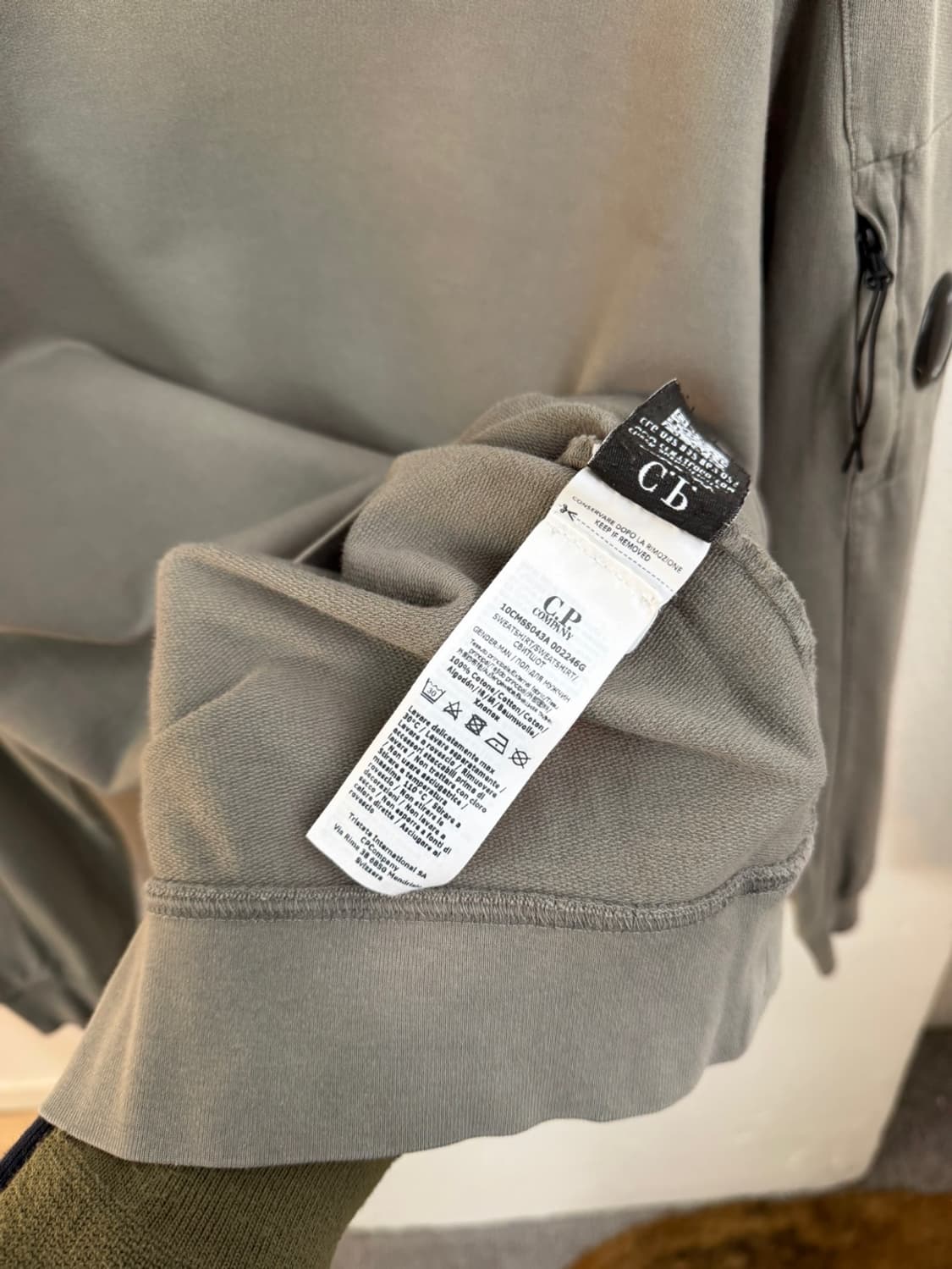 CP 컴퍼니 렌즈 롱 슬리브  상품이미지7