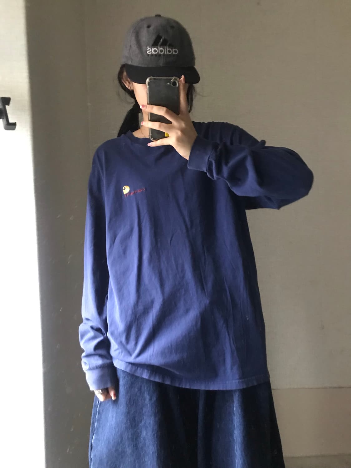 칼하트 네이비 롱슬리브 상품이미지1