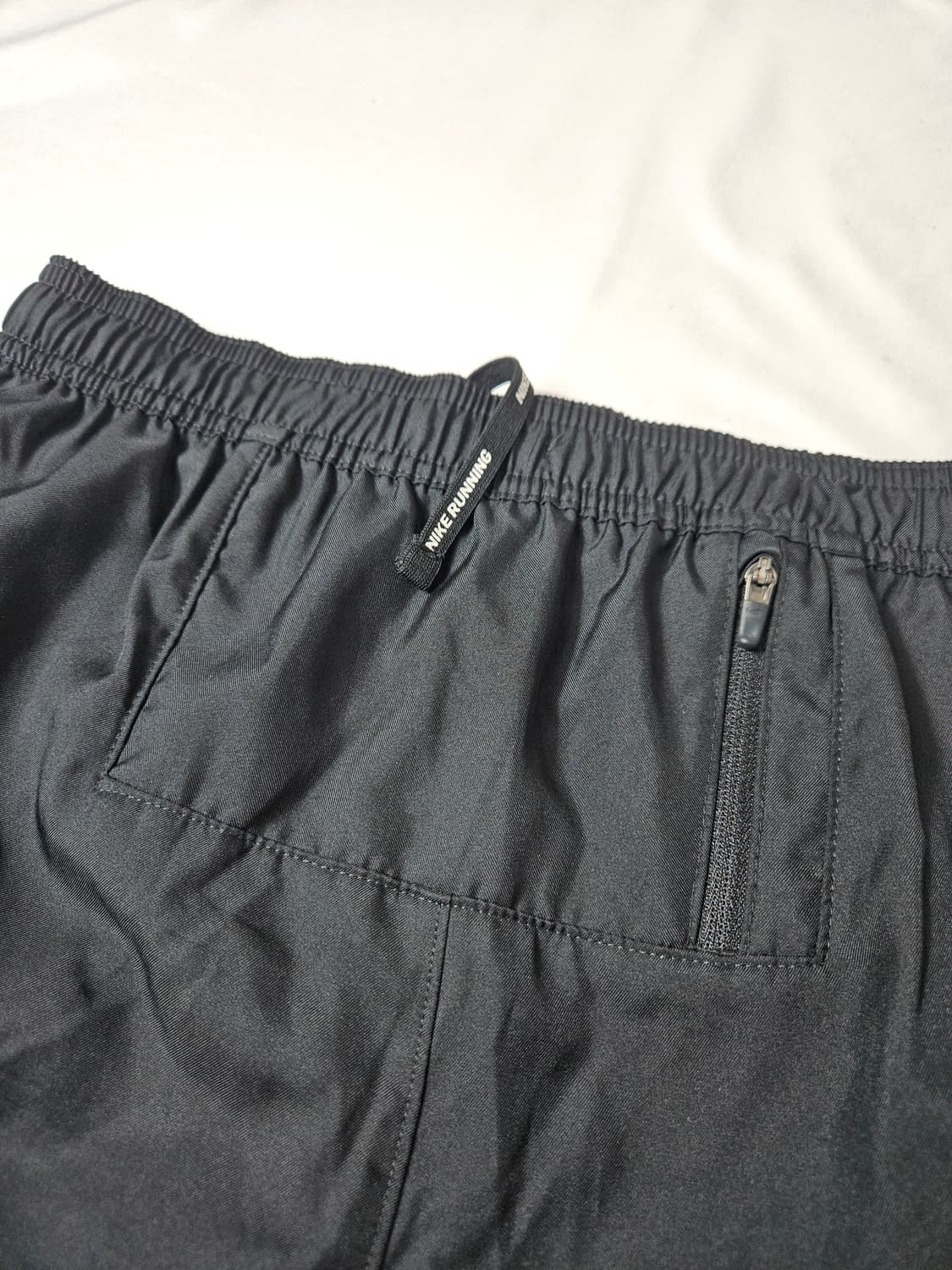 나이키 러닝 페놈팬츠 에센셜 스카치 리틀렉티브 우븐 M (거의 새상품) 상품이미지4