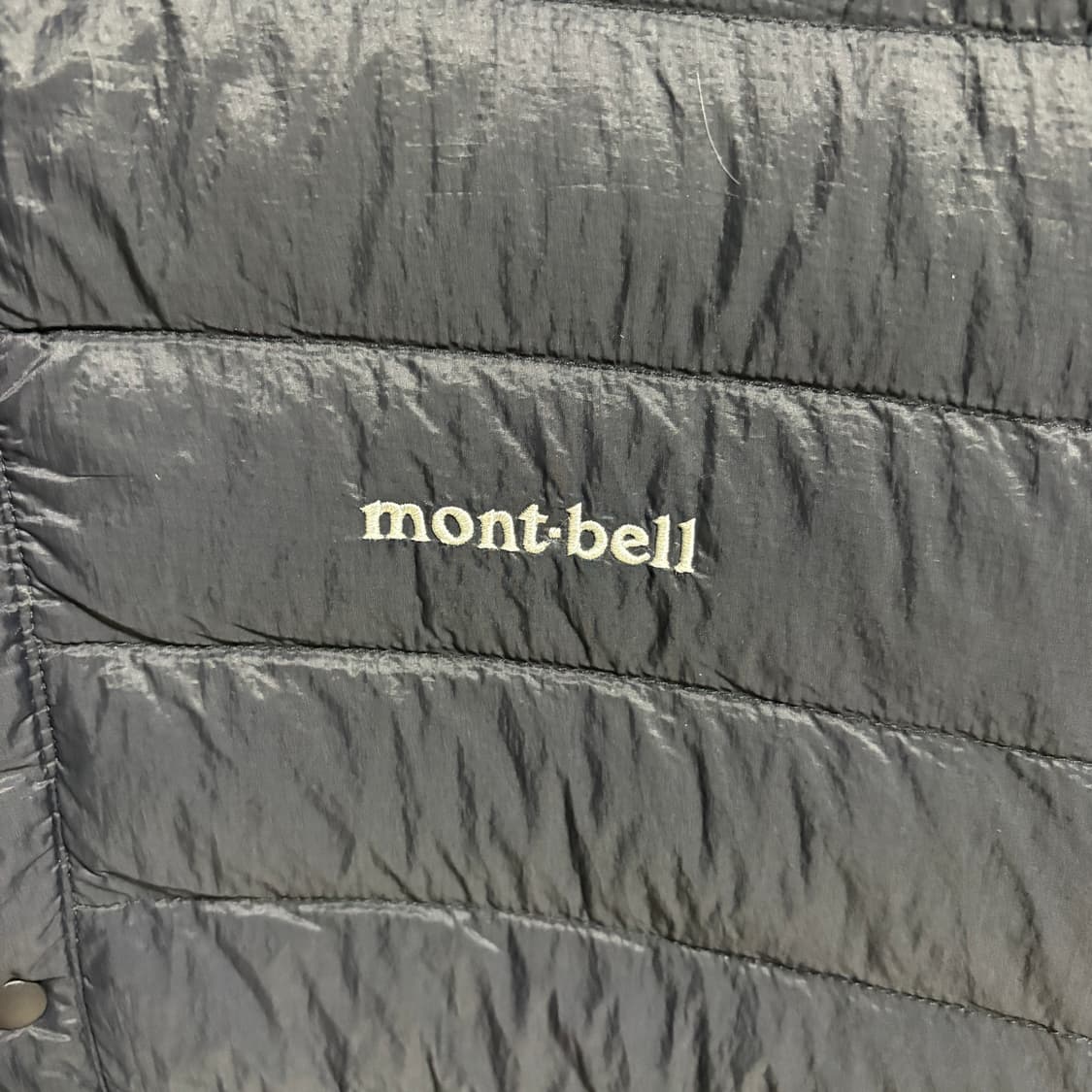 몽벨 슈페리어 라운드넥 800필 경량패딩 다운 자켓 / 블랙, L 상품이미지5