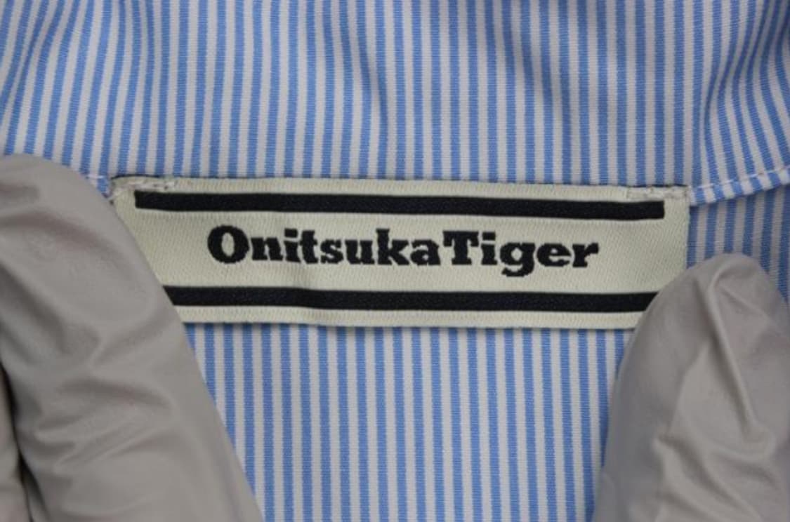 오니츠카타이거 셔츠 상품이미지5