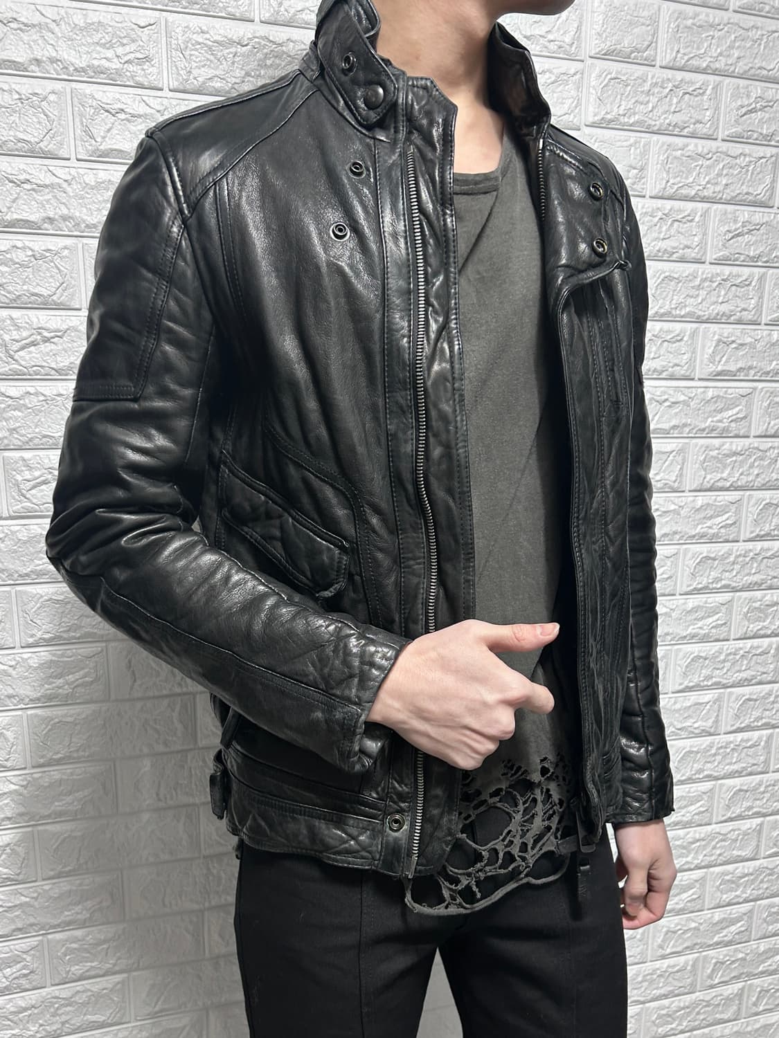 타임 옴므 엘라스틱 레이어드 클로징 래더 자켓 상품이미지4