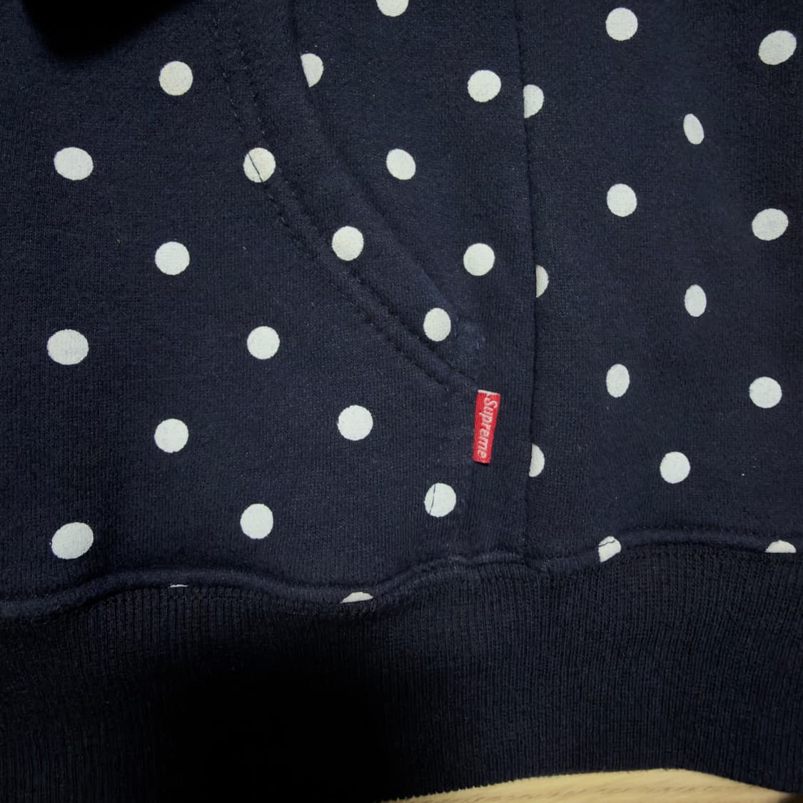 슈프림 X 꼼데가르송 도트 후드티 상품이미지3