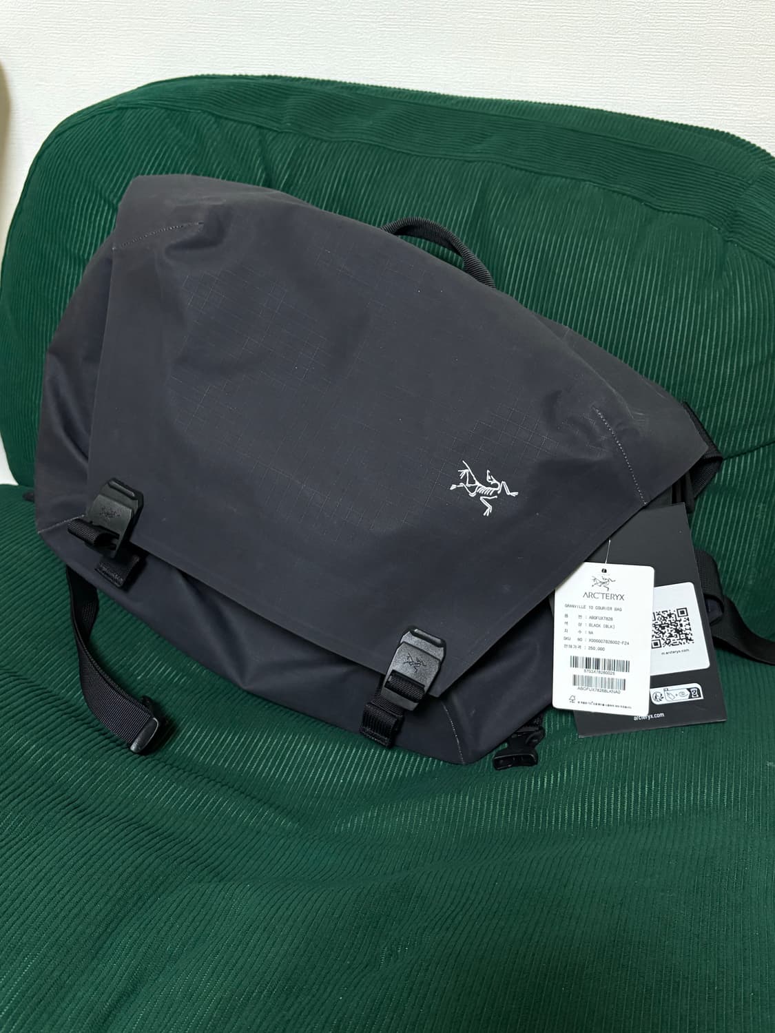 아크테릭스 그랜빌 10 캐리어 백 상품이미지1