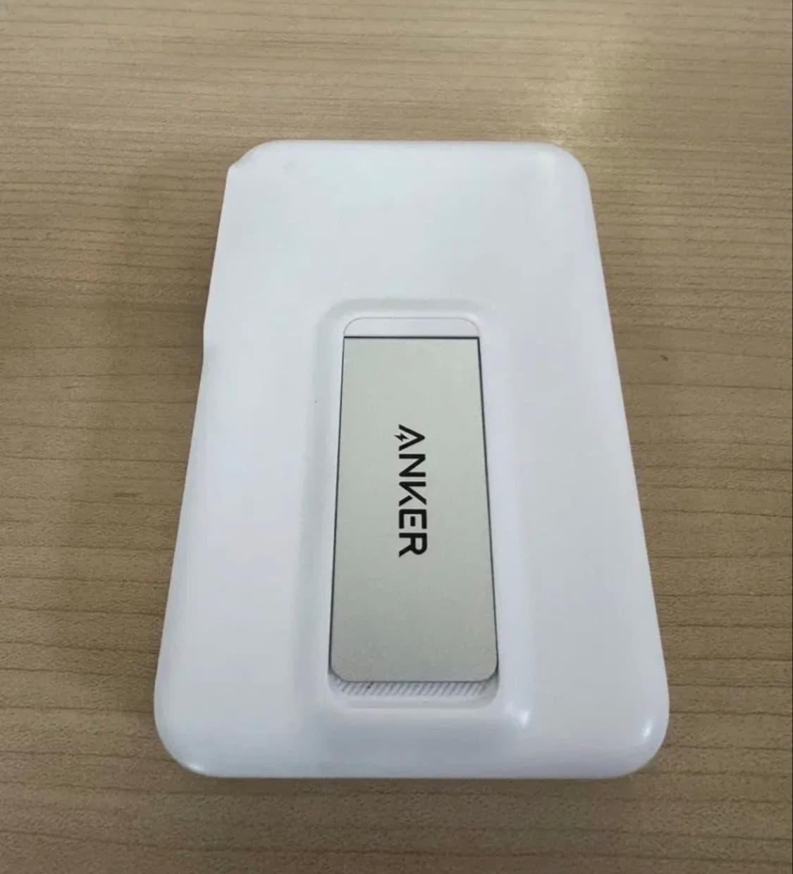 앤커 맥고 파워 뱅크 10000 상품이미지1