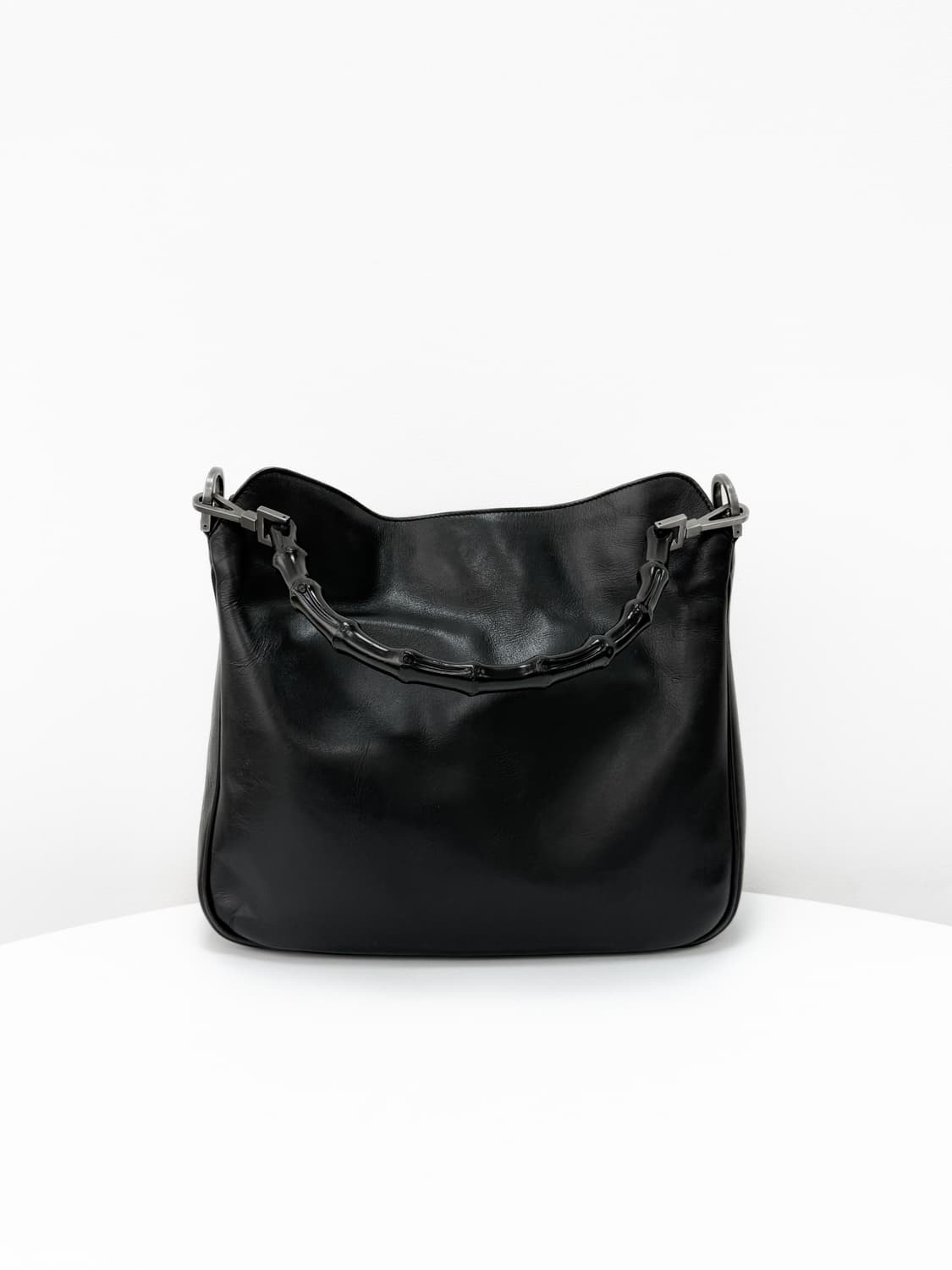 구찌 뱀부 핸들 레더 숄더백 상품이미지4