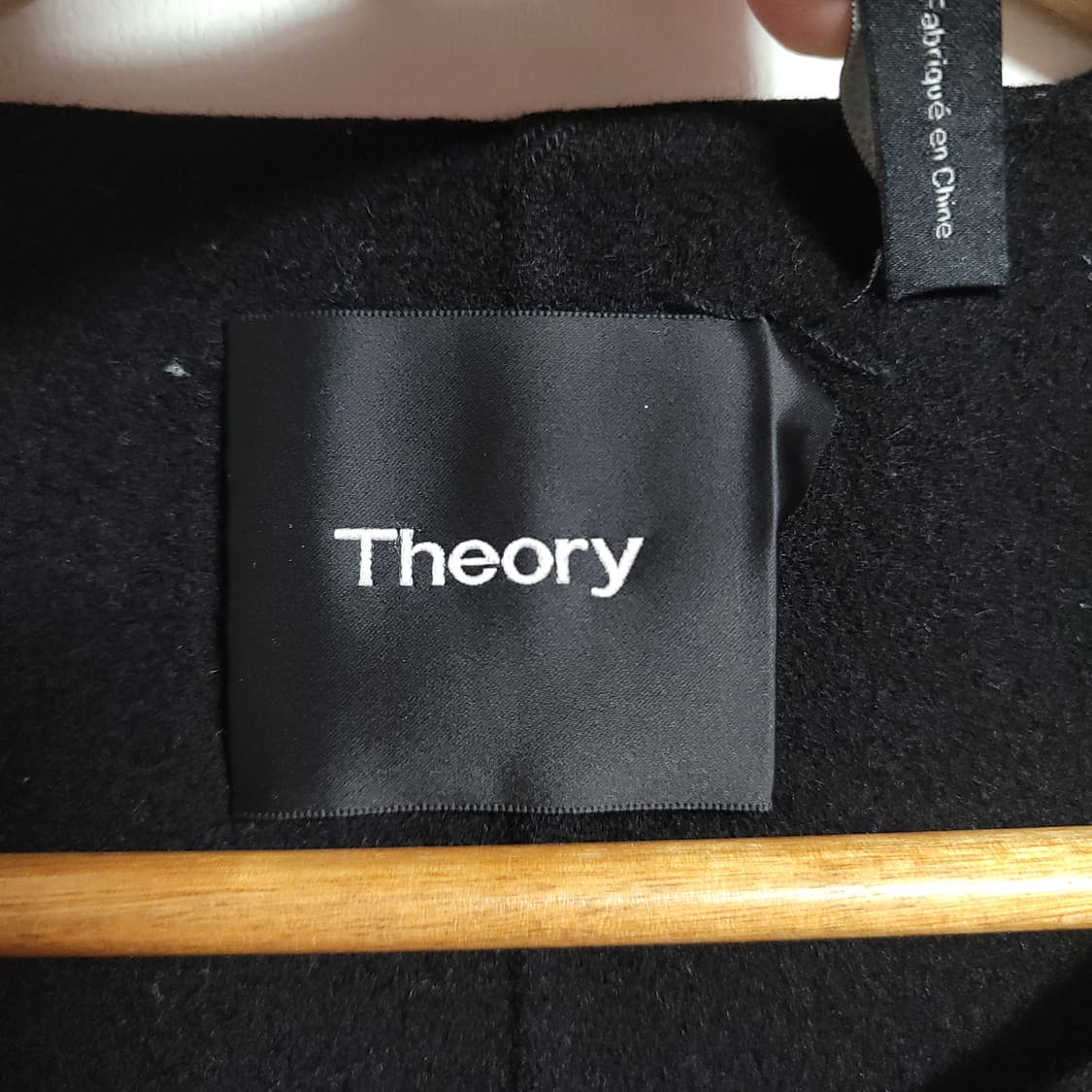 (L) Theory 띠어리 블랙 여성용 울 코트 상품이미지2