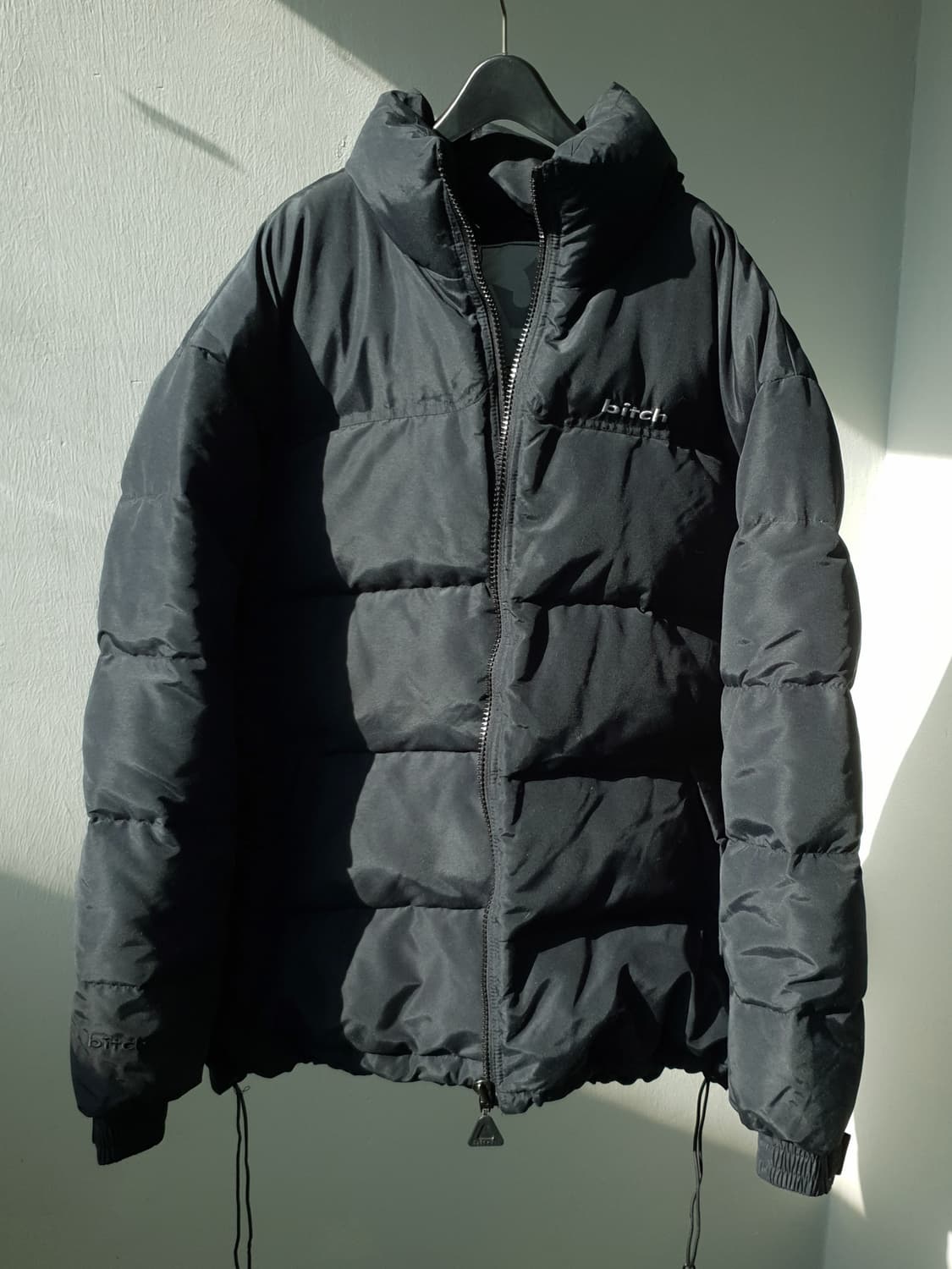 90s Bitch Skateboards down jacket 상품이미지7
