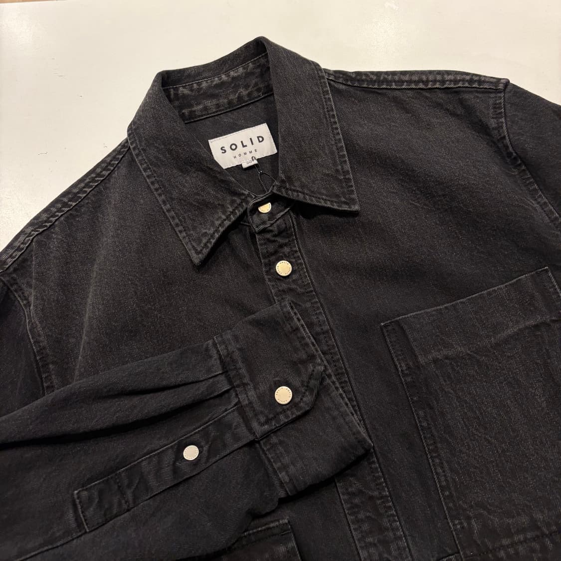 [105] 20FW 솔리드옴므 포켓 블랙 데님 셔츠 자켓 D965 상품이미지3