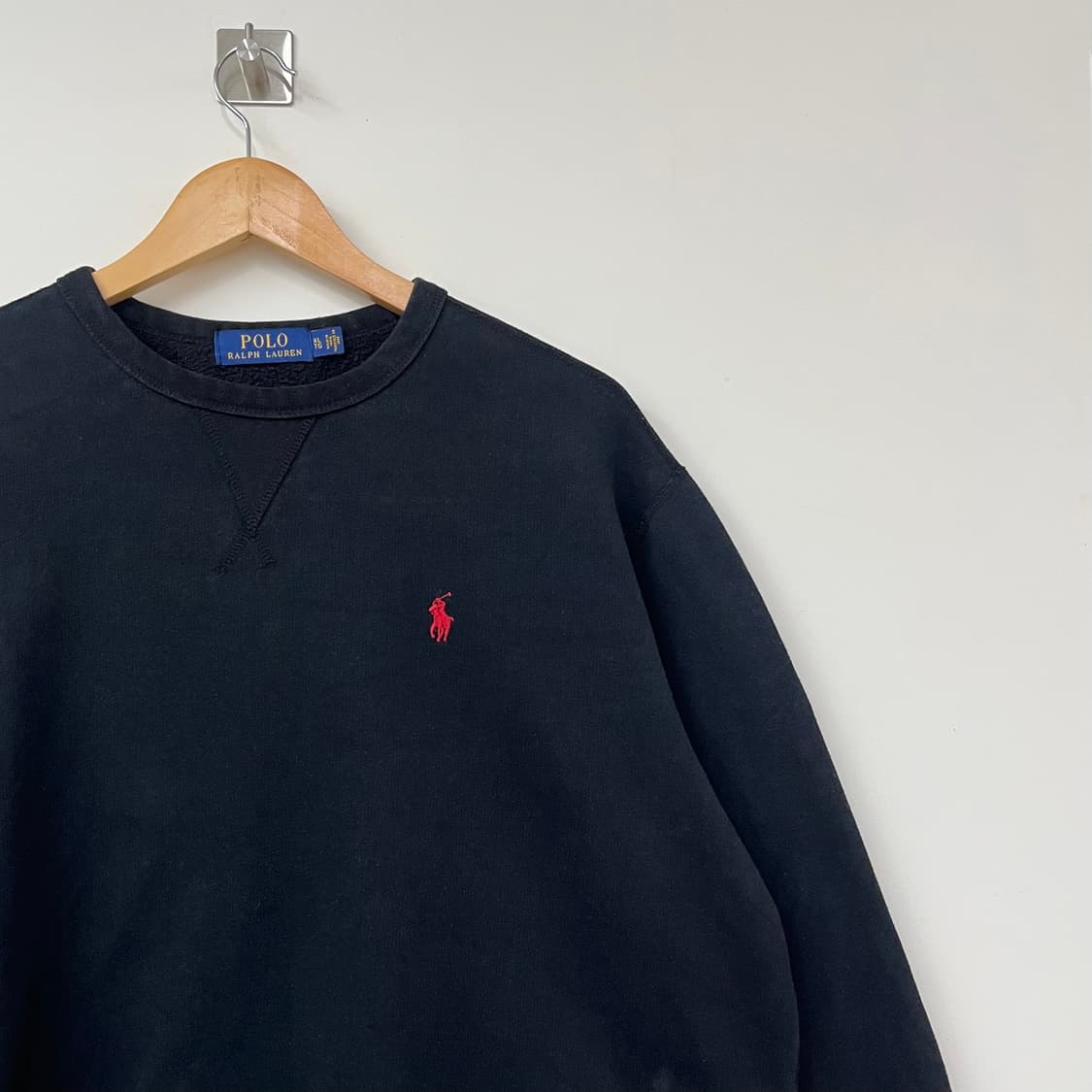 폴로 랄프로렌 신형 레드 포니 블랙 맨투맨 상품이미지4