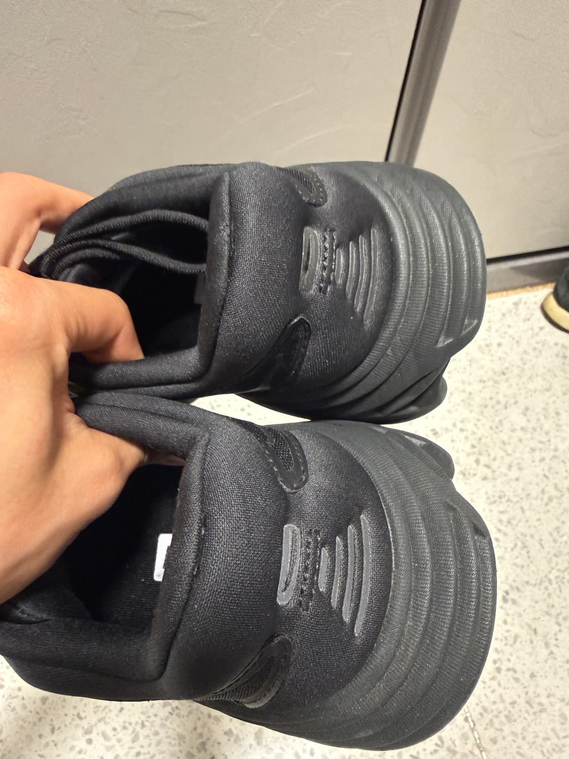 호카 본디8 블랙 와이드 260 상품이미지9