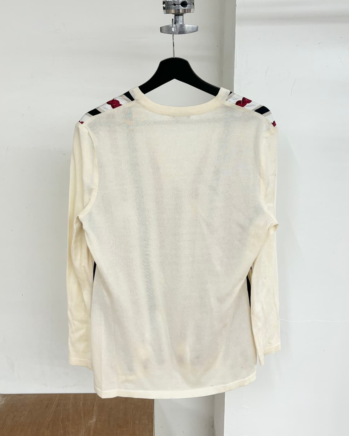 셀린느 아이보리 브이넥 프린팅 니트 상품이미지6