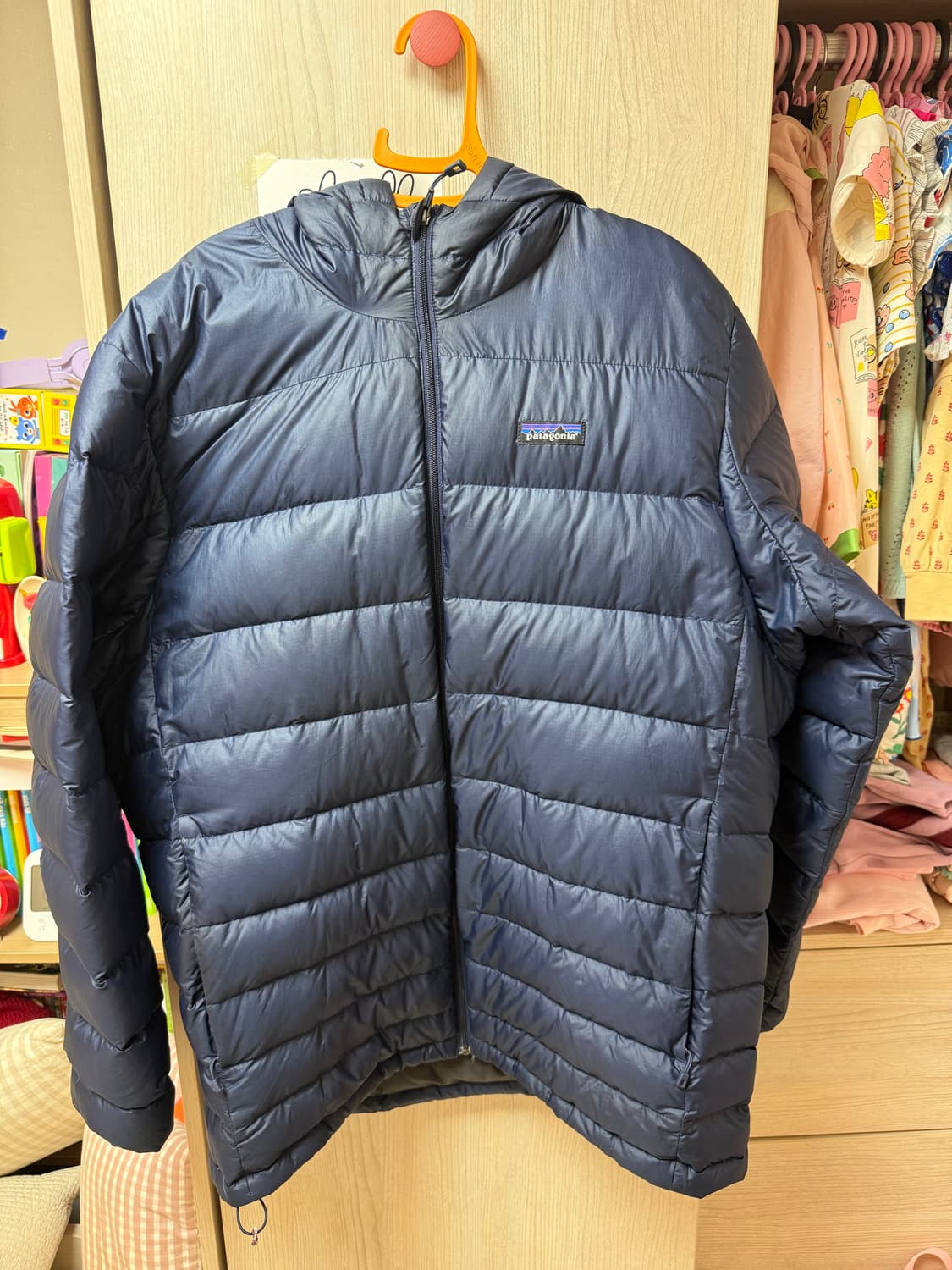 파타고니아 다운 경량 패딩 XL 상품이미지1