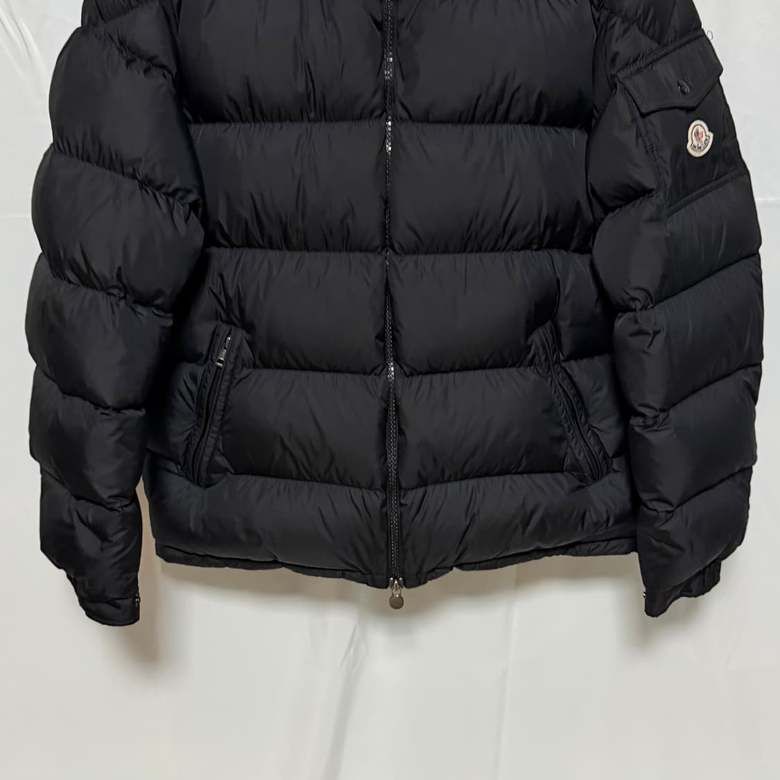 [S급/7] 몽클레어 마야프 패딩 마르크 블랙 상품이미지3