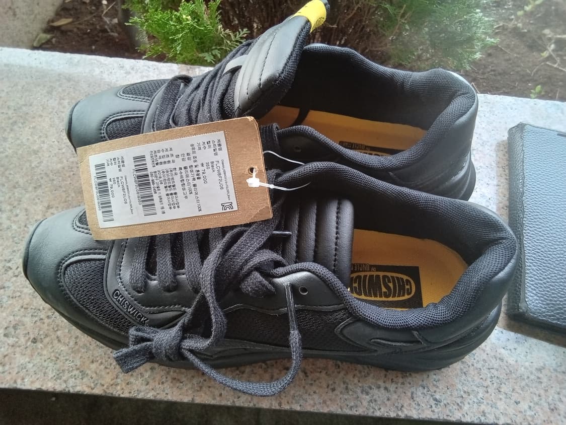 치스윅 폴드 콜라보 블랙 어글리 슈즈 운동화 상품이미지1