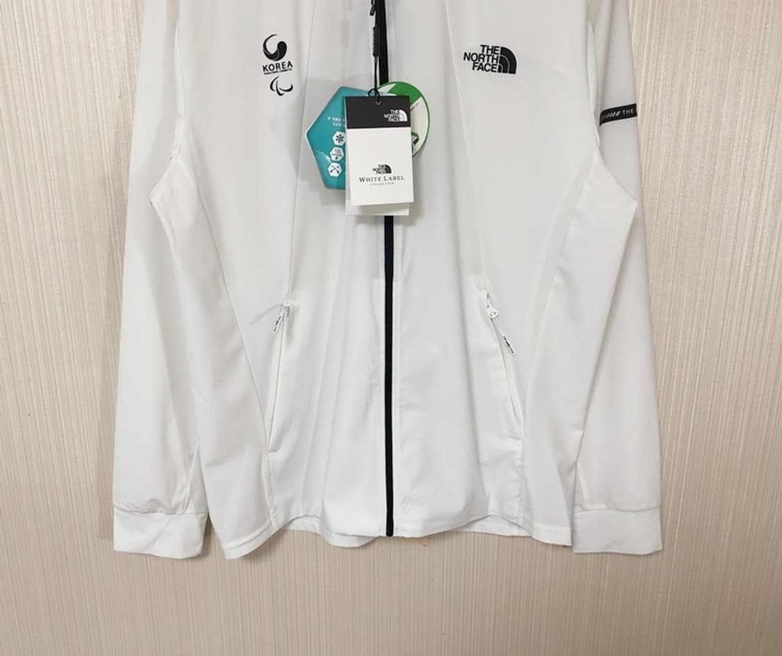 노스페이스 패럴림픽국대 국대트레이닝자켓/단복 M(95) 상품이미지3