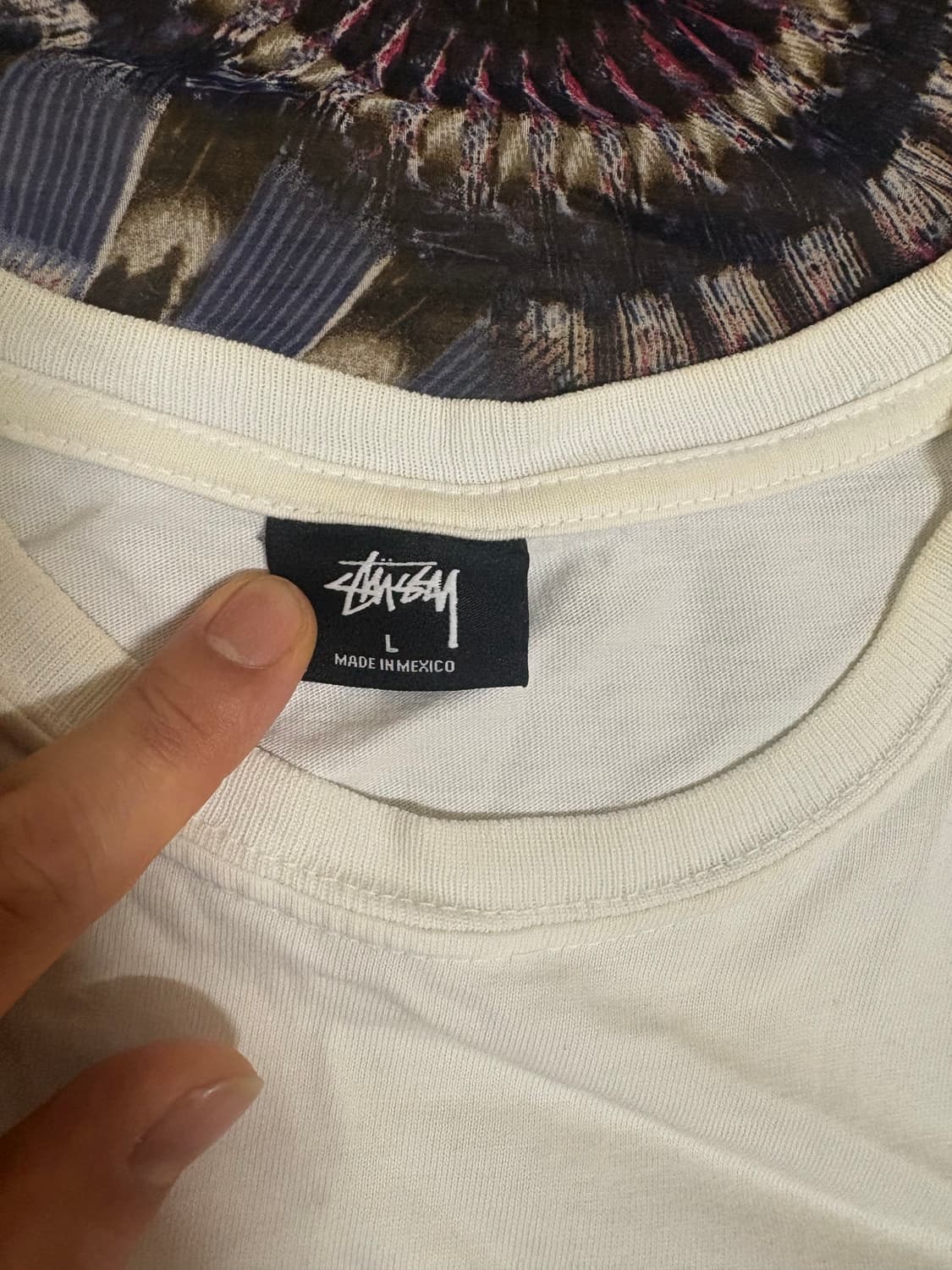 키드밀리 착용 스투시 비치몹 롱슬리브 상품이미지3