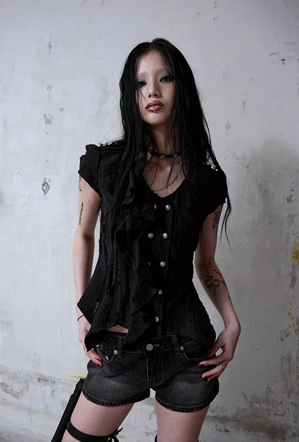 [새상품] 낫노잉 Mili Grunge Blouse Black 블랙 상품이미지1