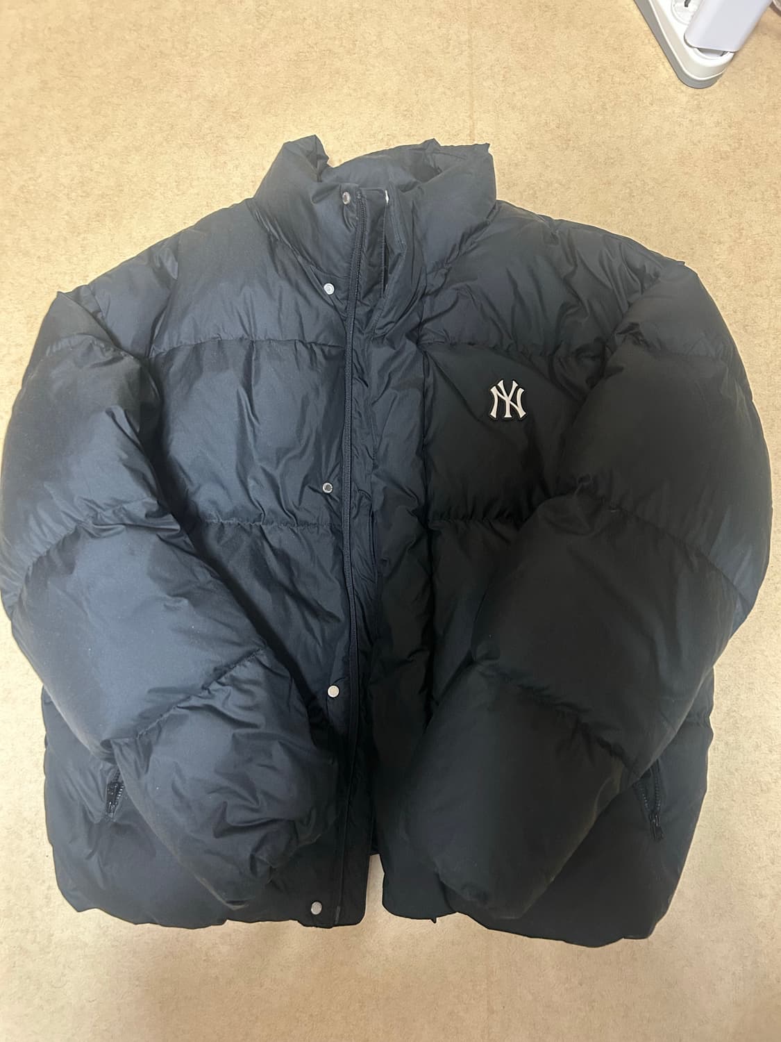 MLB 베이직 숏패딩 블랙 상품이미지1