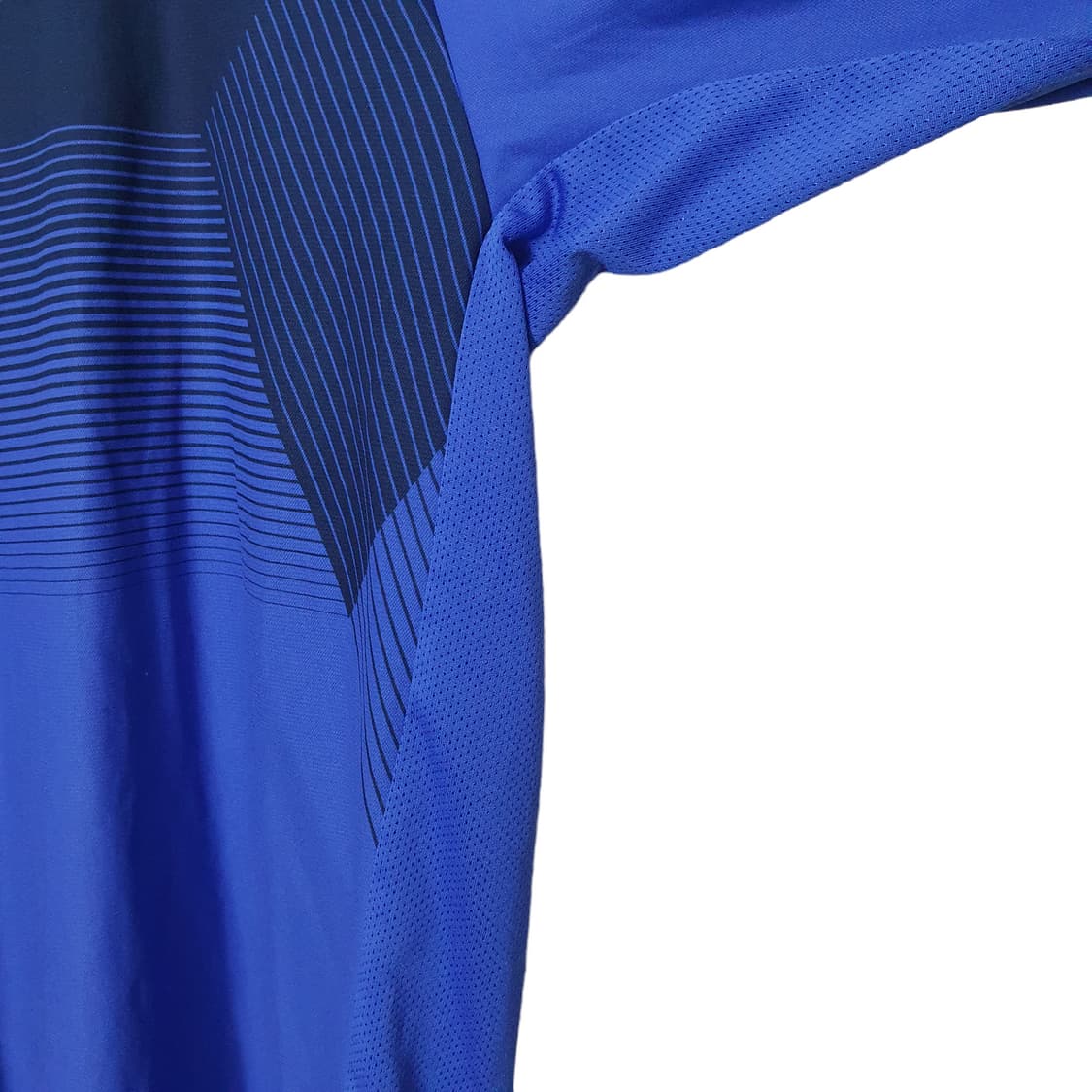 (L 100) 남성 언더아머 테크웨어 헬스복 트레이닝탑 상품이미지4