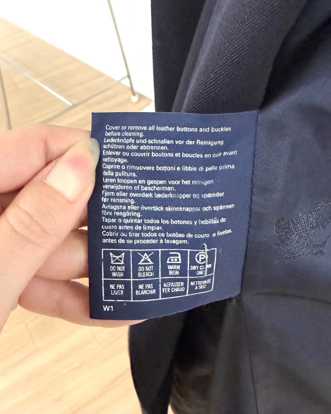 버버리 네이비 크레스트 로고 더블 브레스티드 자켓 상품이미지10