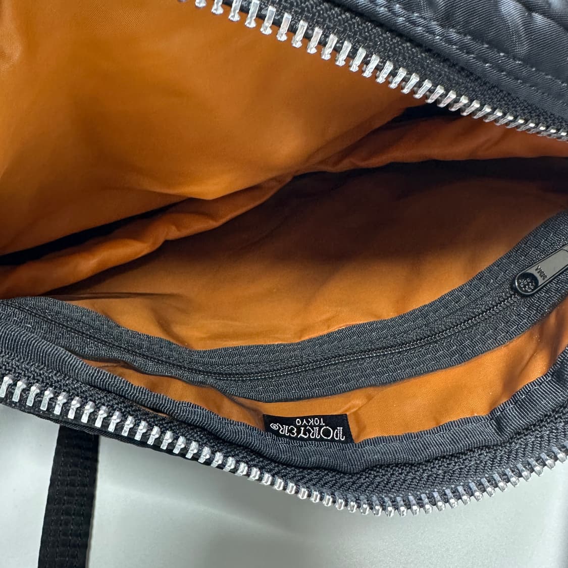 PORTER TANKER SHOULDER BAG 포터 탱커 숄더백 상품이미지8