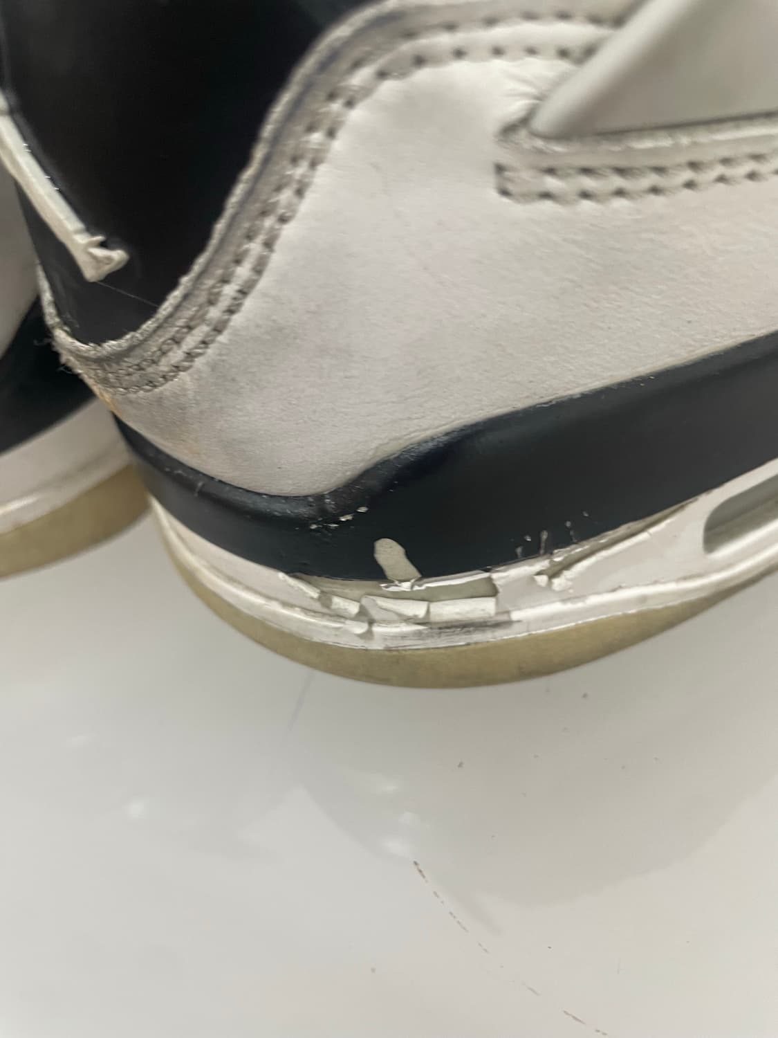 나이키 에어 조던 4 상품이미지4