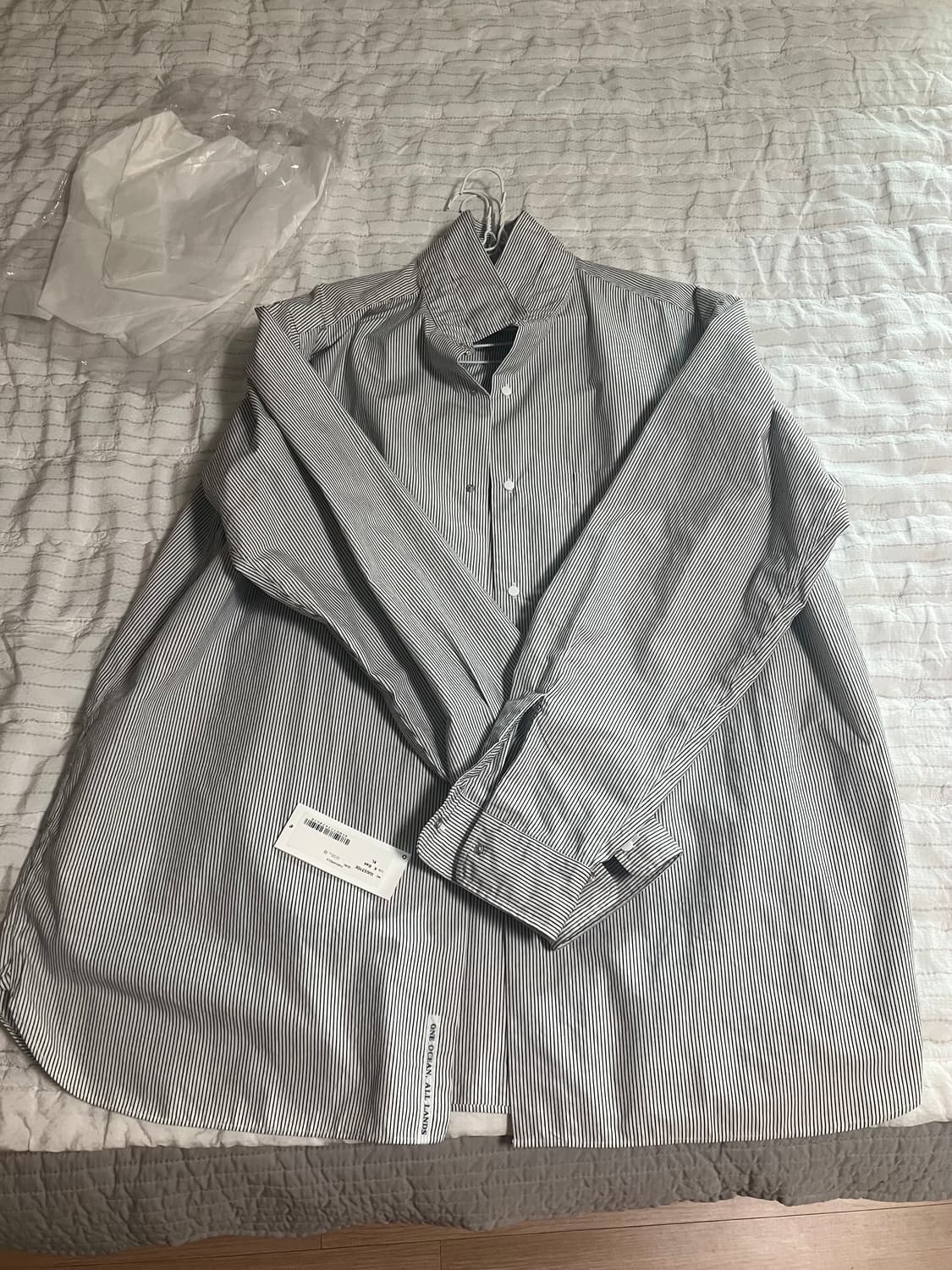 [XL]나나미카 레귤러카라윈드셔츠 새제품급 싸게 팝니다 상품이미지2