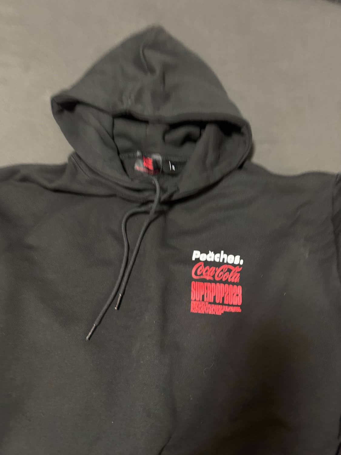 정품새제품 피치스 코카콜라 후드 블랙 XL 상품이미지3
