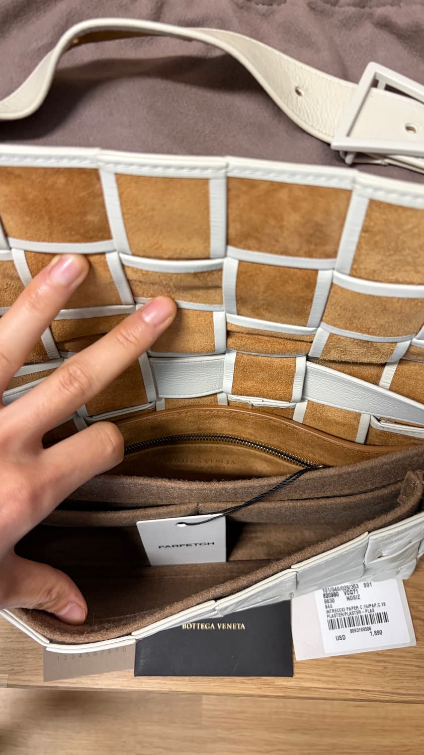 보테가 베네타 스트레치 카세트백 20ss 초판 상품이미지2