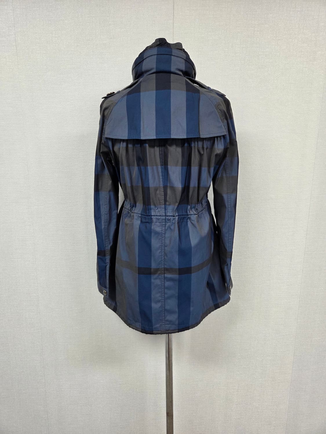 버버리 브릿 체크 여성자켓  상품이미지3