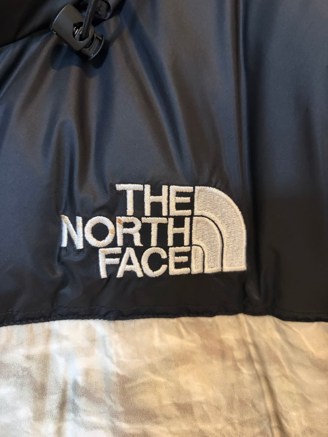 슈프림 노스페이스 페이퍼 프린트 눕시 패딩 상품이미지3