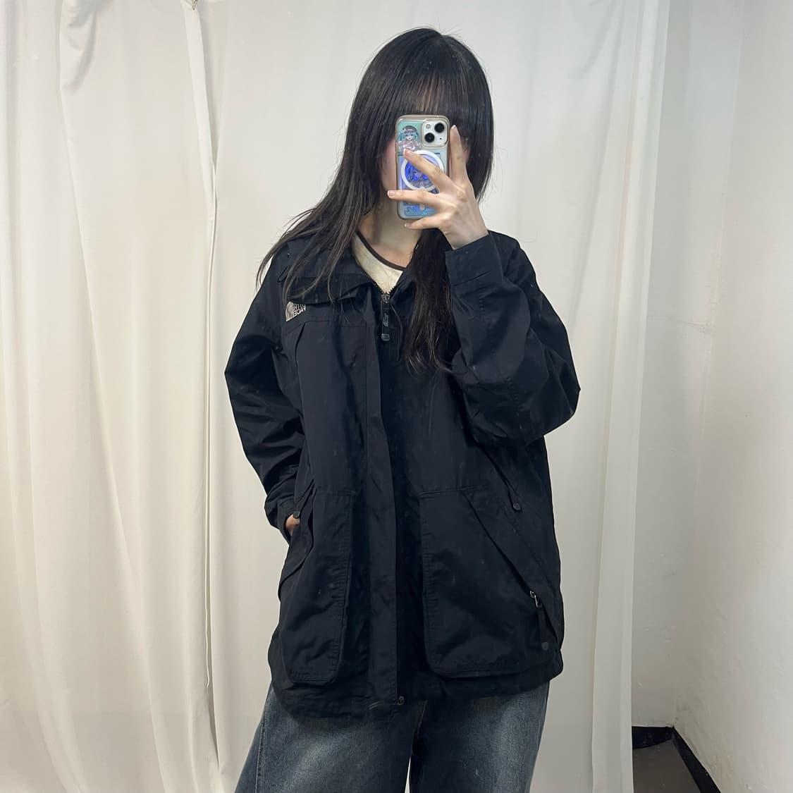 The North Face black windbreaker 상품이미지2
