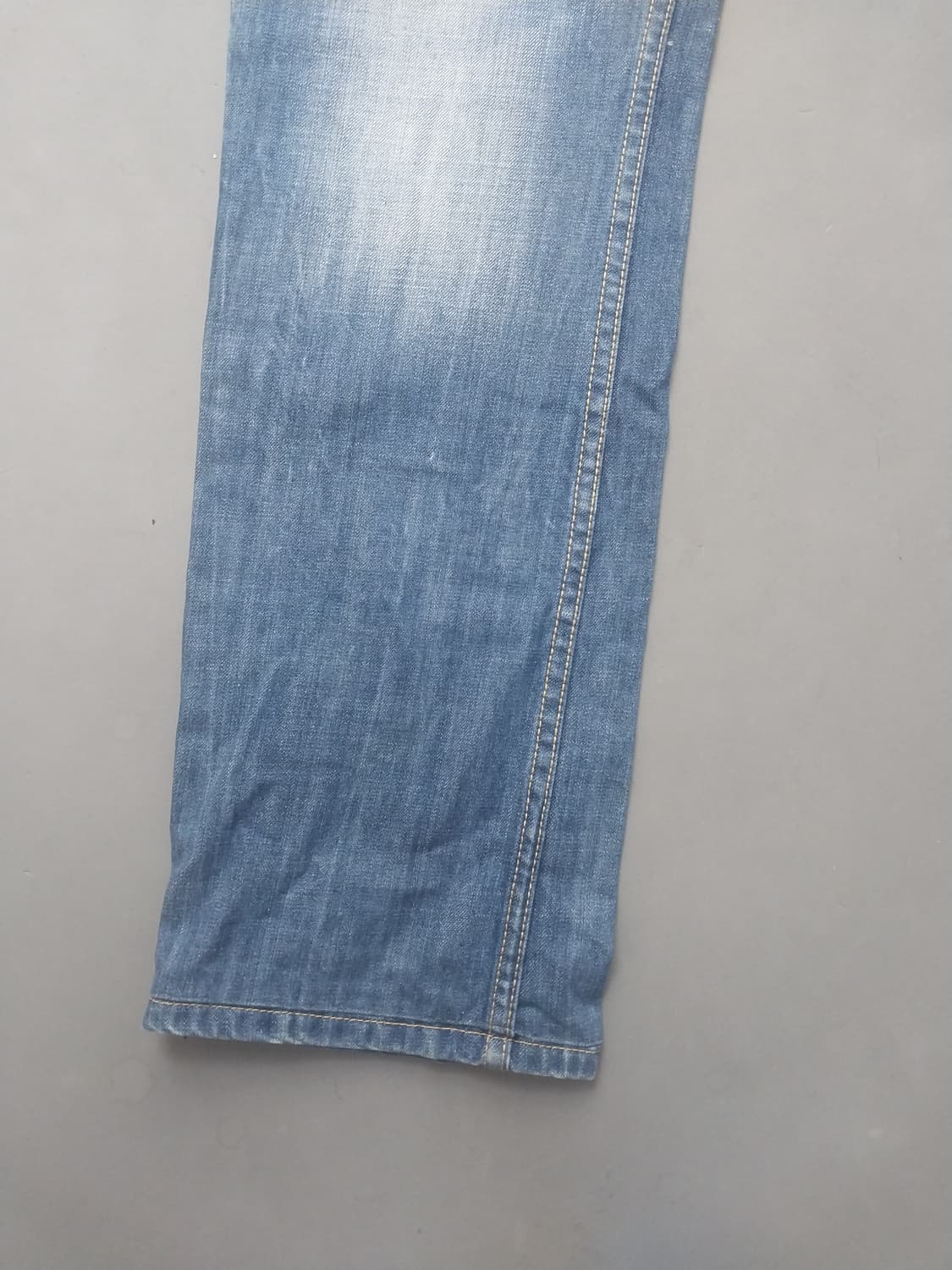 [34] 디젤 데미지 레귤러 스트레이트진 청바지 상품이미지3