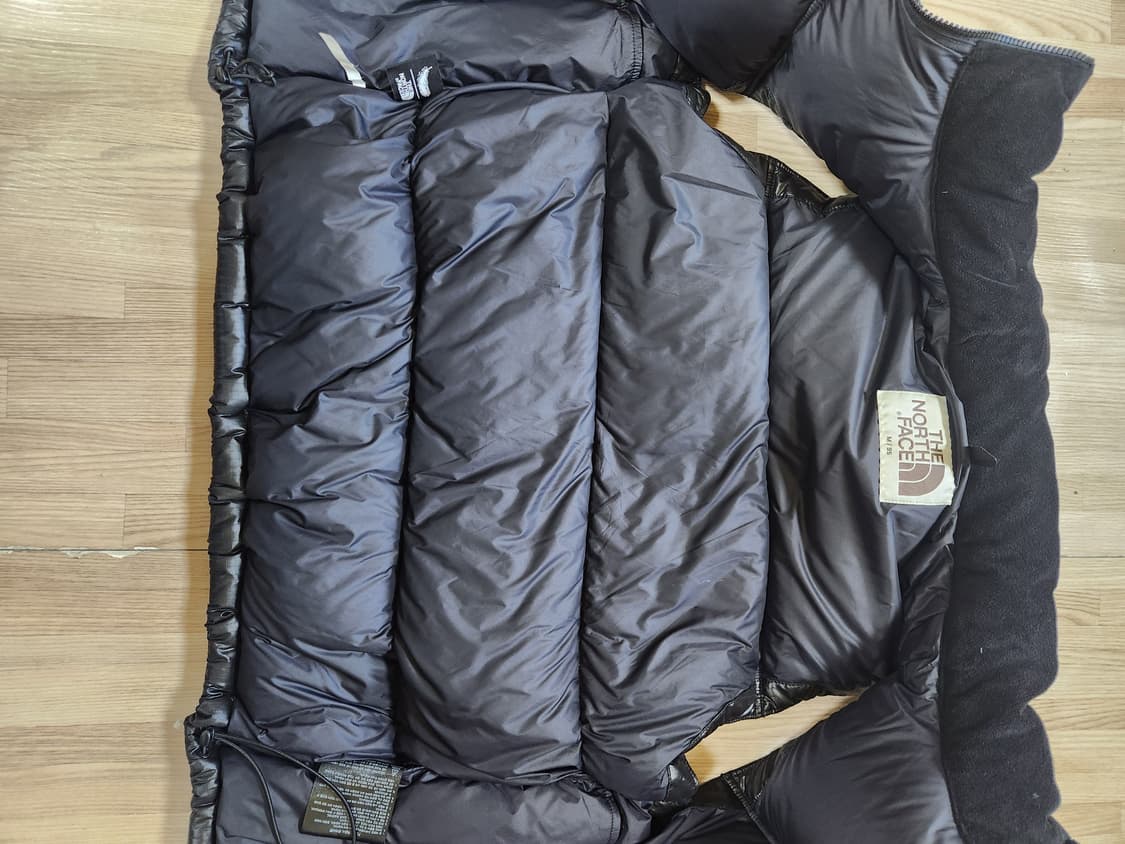 노스페이스 조끼패딩 블랙 상품이미지3