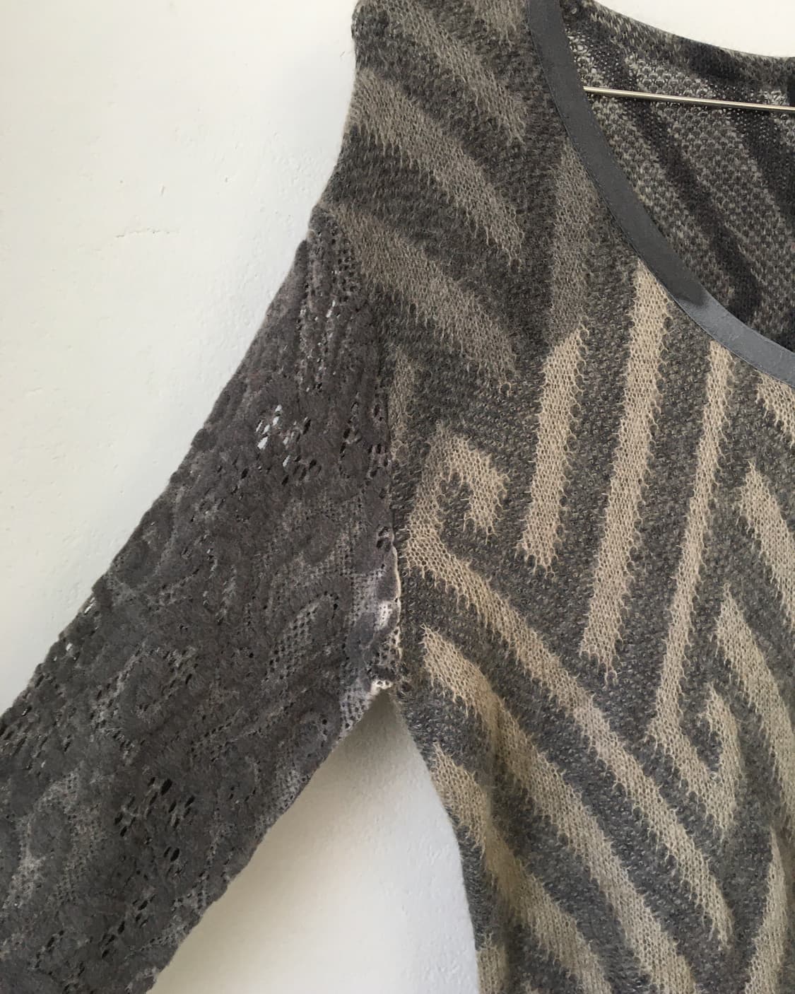 Layered point pattern knit 상품이미지5