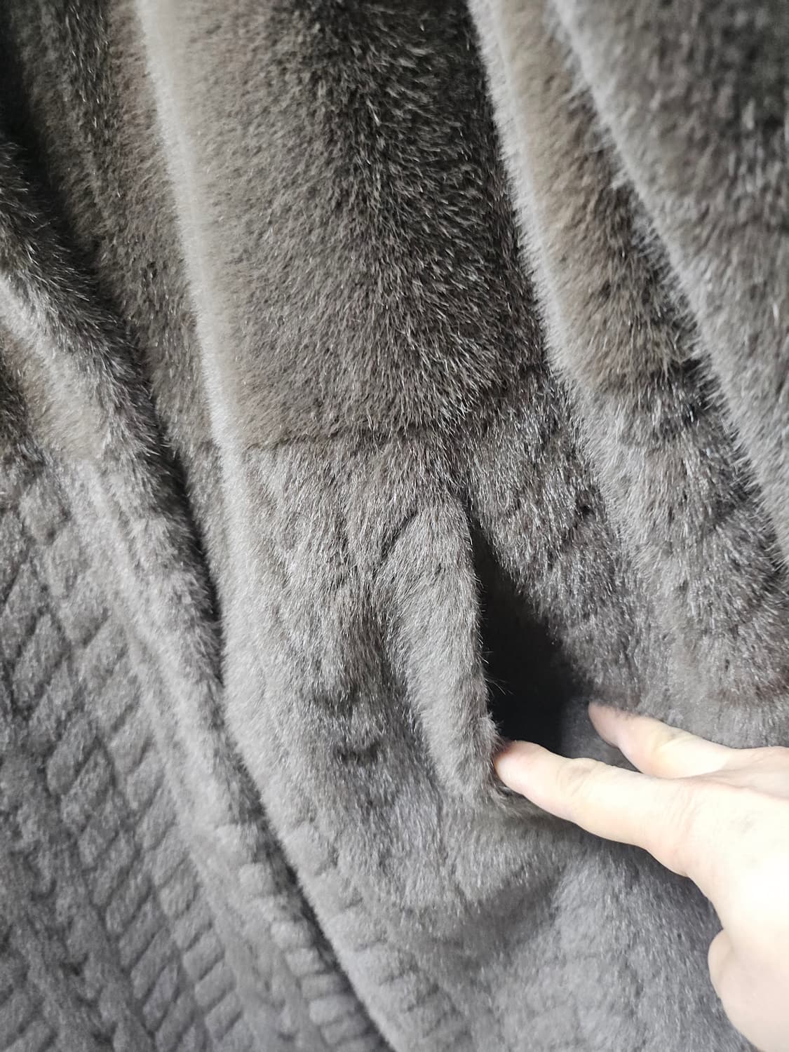 chowoosen  브라운 인조 밍크 롱코트  55 실측가단52 상품이미지3