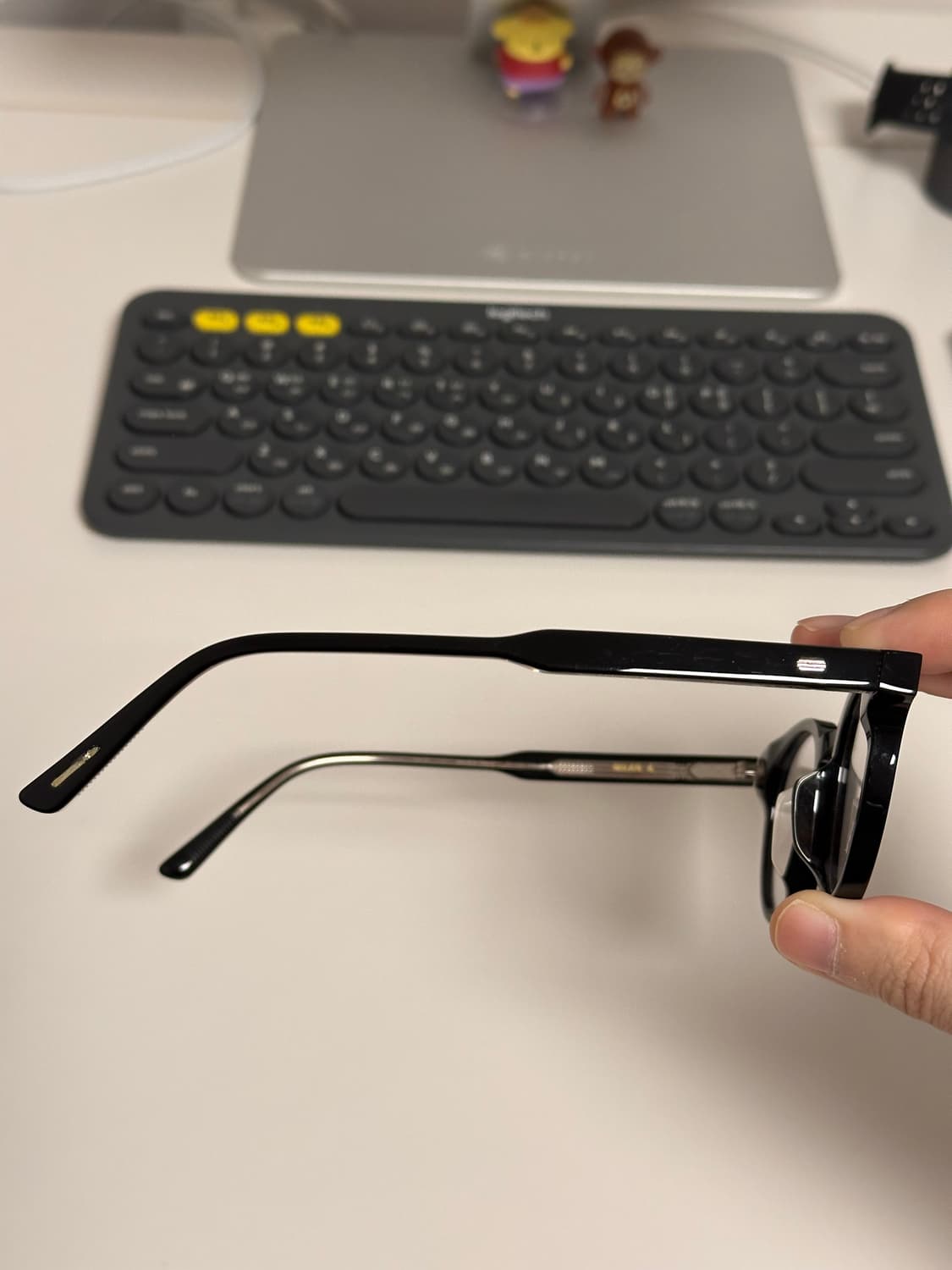 젠틀몬스터 밀란a 안경 상품이미지8