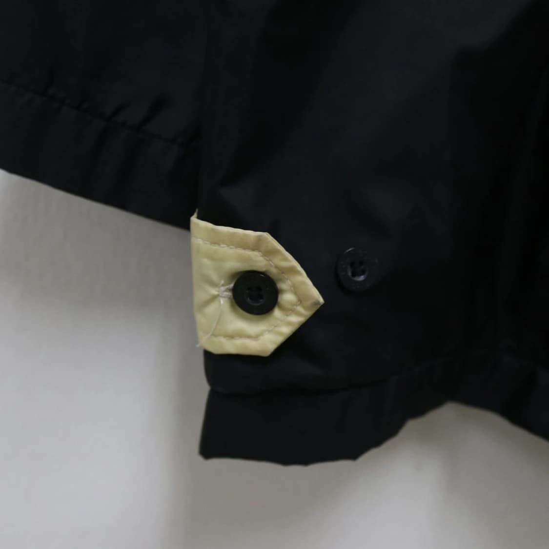 꾸레쥬 로고 바람막이 63404 상품이미지8