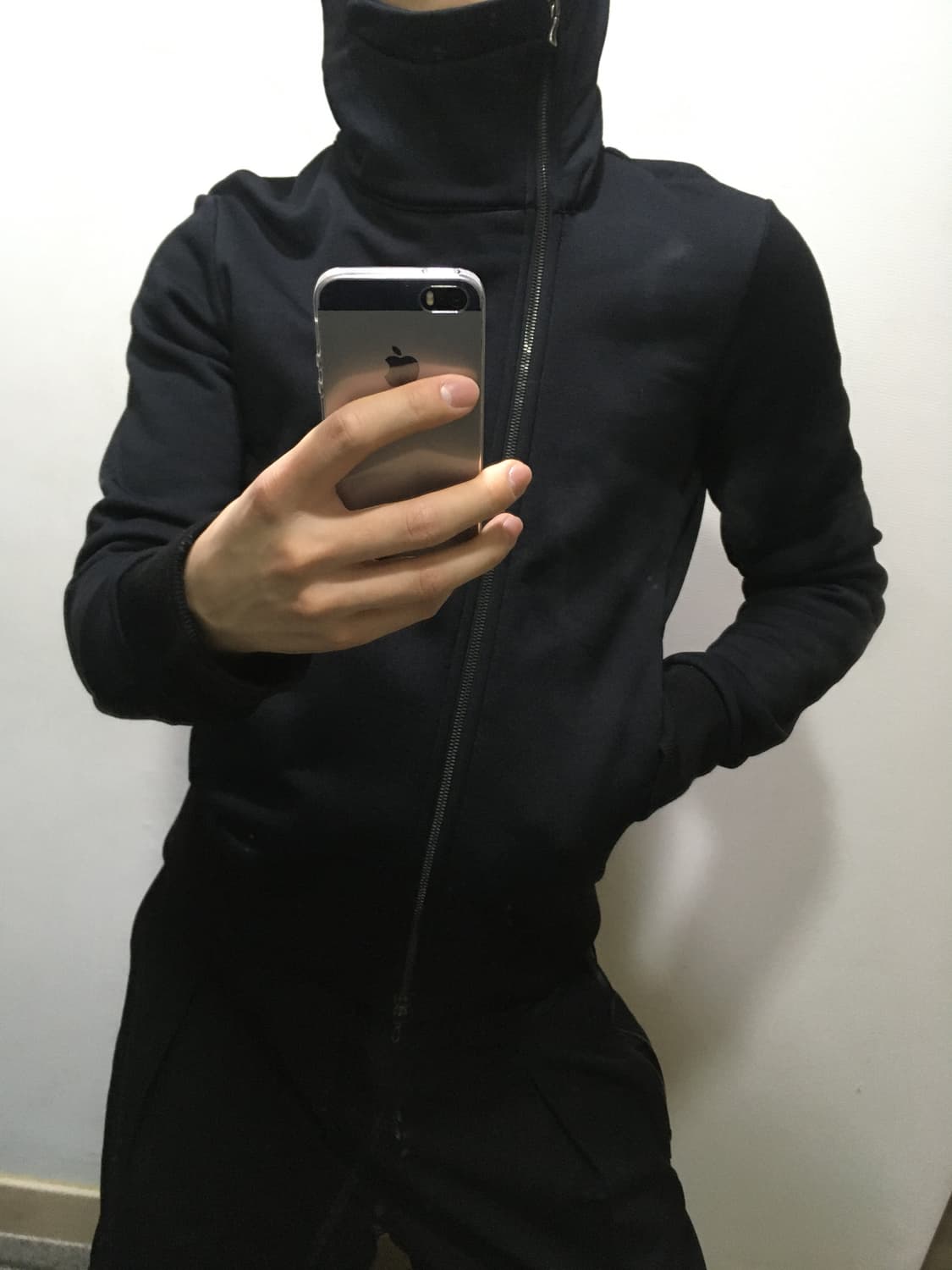 어태치먼트 비대칭 하이넥 후드집업 상품이미지2