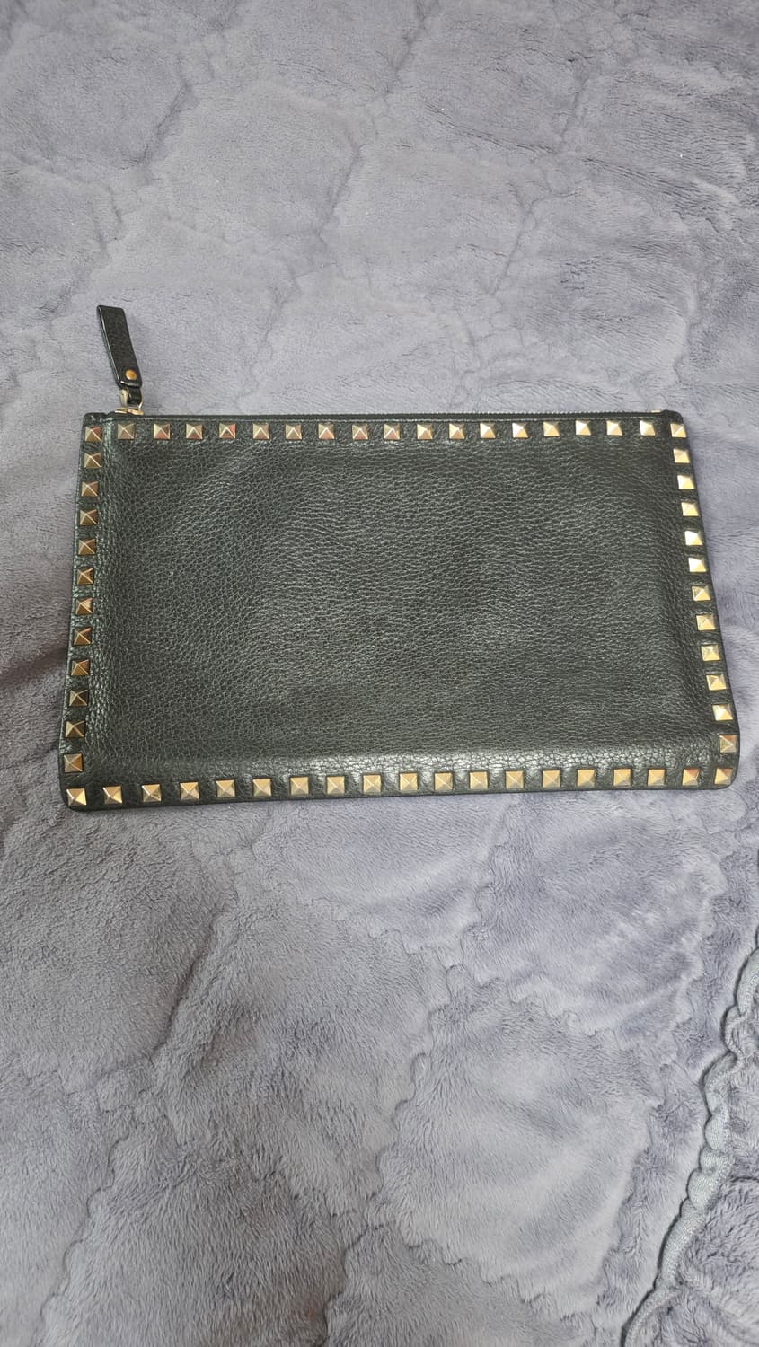 (정품) 발렌티노 락스터드 클러치/남녀공용/검정/개인 상품이미지2