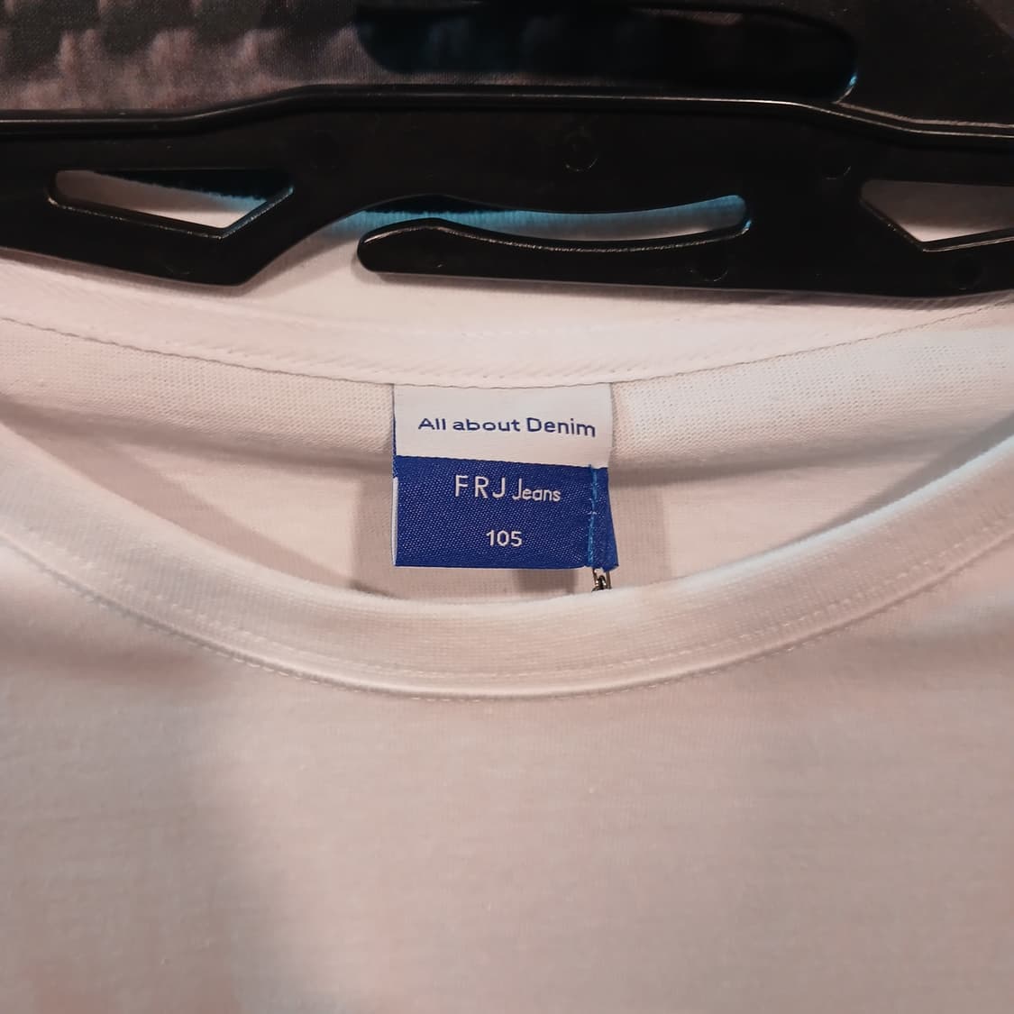 올 어바웃 데님 롱슬리브 티셔츠 화이트 상품이미지3